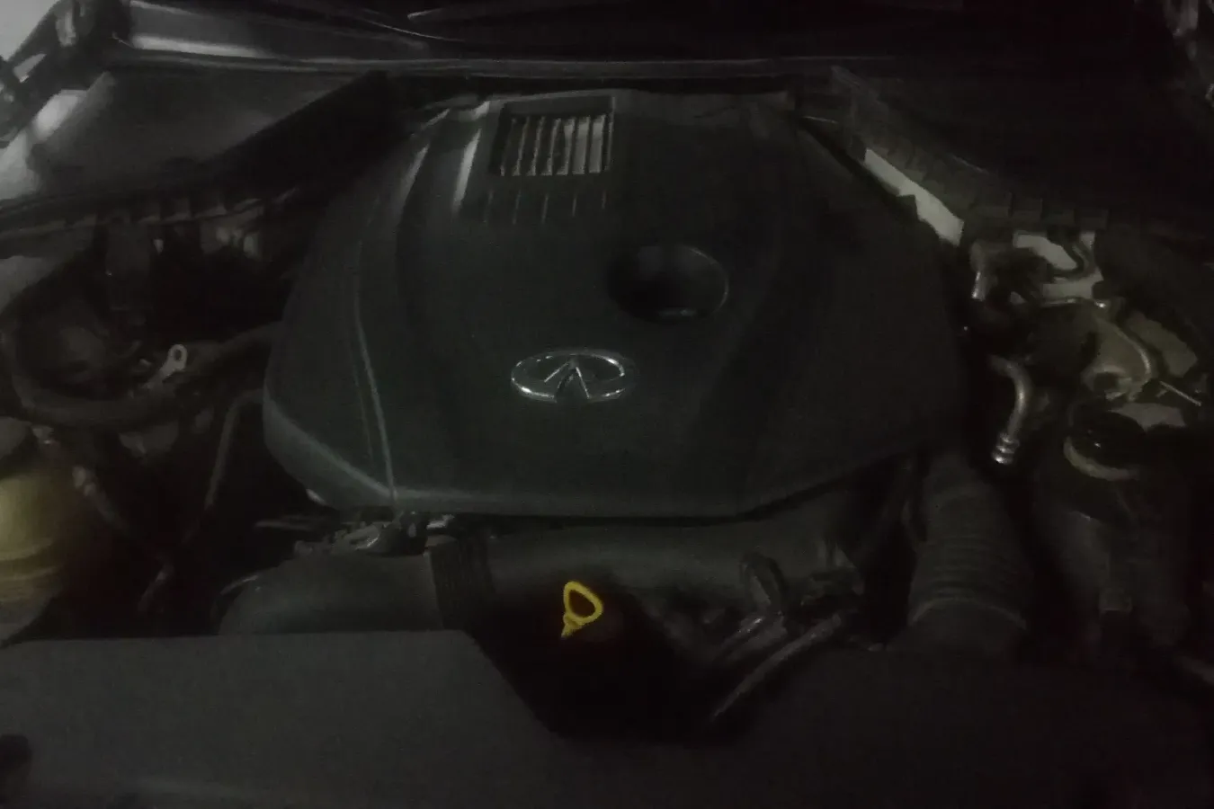 2017 Infiniti Q60 2.0T 211HP L4 7AT,autocango,china used car exporter,china ev exporter,chinese used car exporter,chinese used ev exporter