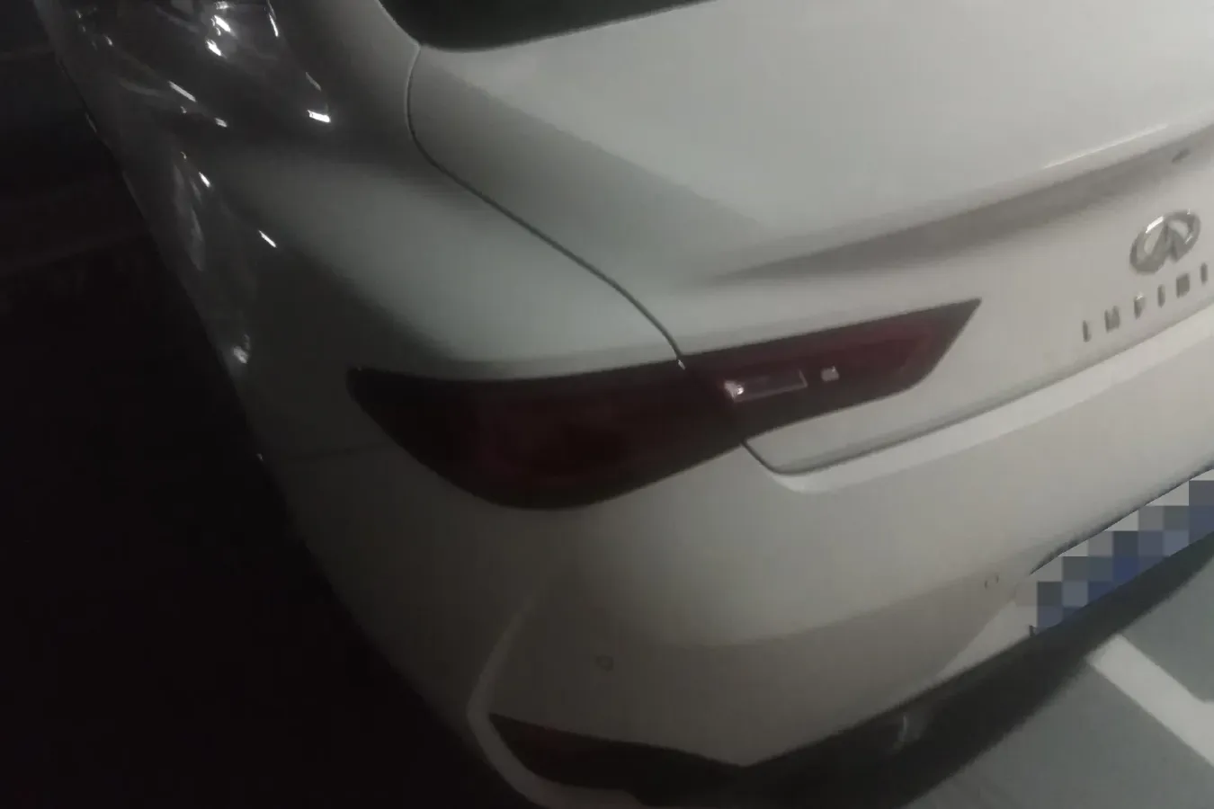 2017 Infiniti Q60 2.0T 211HP L4 7AT,autocango,china used car exporter,china ev exporter,chinese used car exporter,chinese used ev exporter