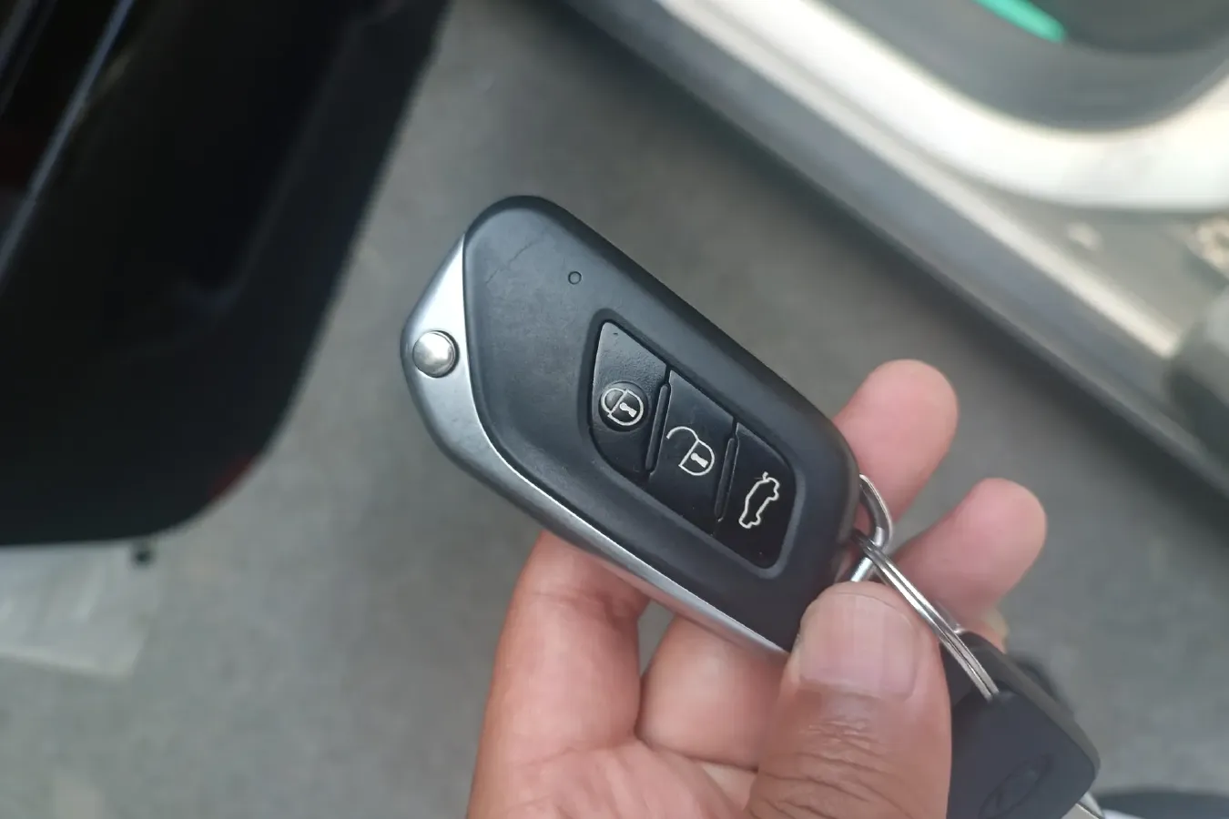 2015 BeiJing Auto Senova X25 1.5L 116HP L4 5MT,autocango,china used car exporter,china ev exporter,chinese used car exporter,chinese used ev exporter