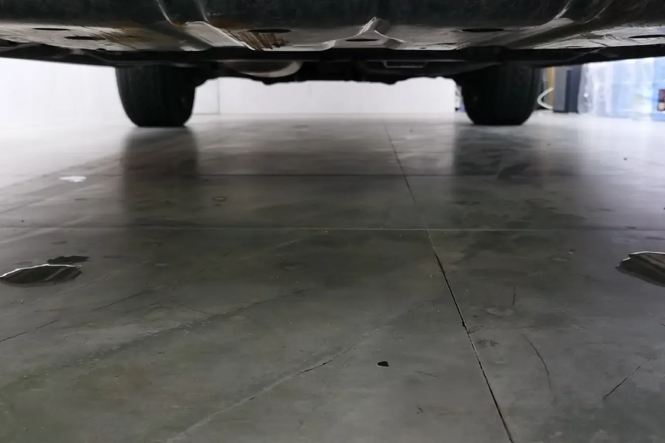 2010 Toyota Sequoia 5.7L 386HP V8 6AT,autocango,china used car exporter,china ev exporter,chinese used car exporter,chinese used ev exporter