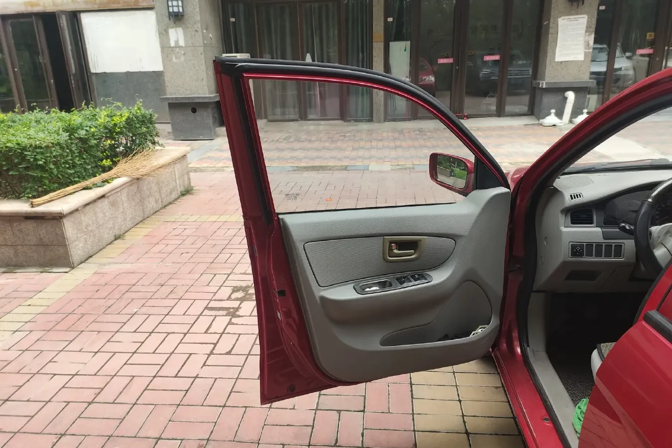 2011 FAW XiaLi N5 1.3L 91HP L4 5MT,autocango,china used car exporter,china ev exporter,chinese used car exporter,chinese used ev exporter