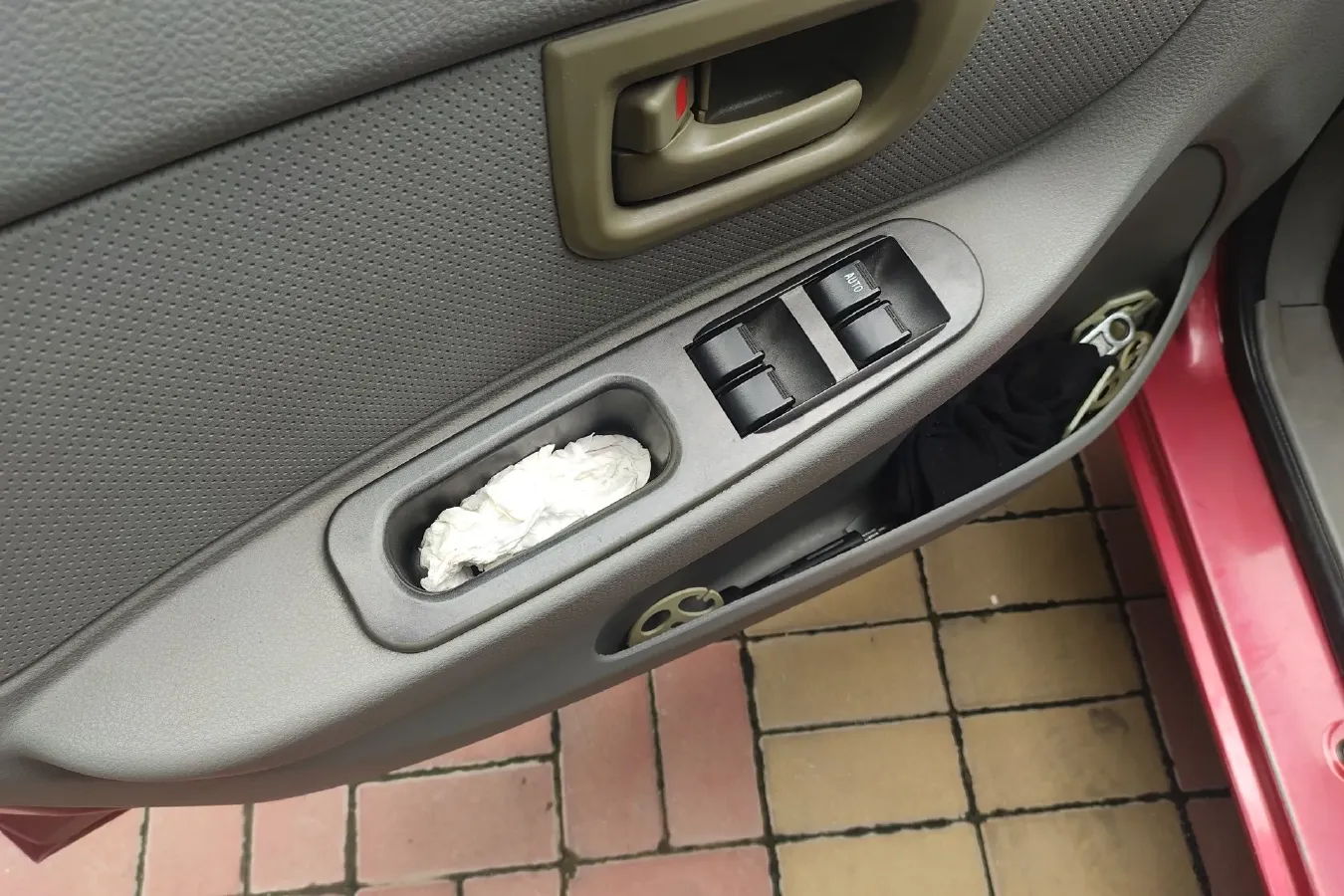 2011 FAW XiaLi N5 1.3L 91HP L4 5MT,autocango,china used car exporter,china ev exporter,chinese used car exporter,chinese used ev exporter