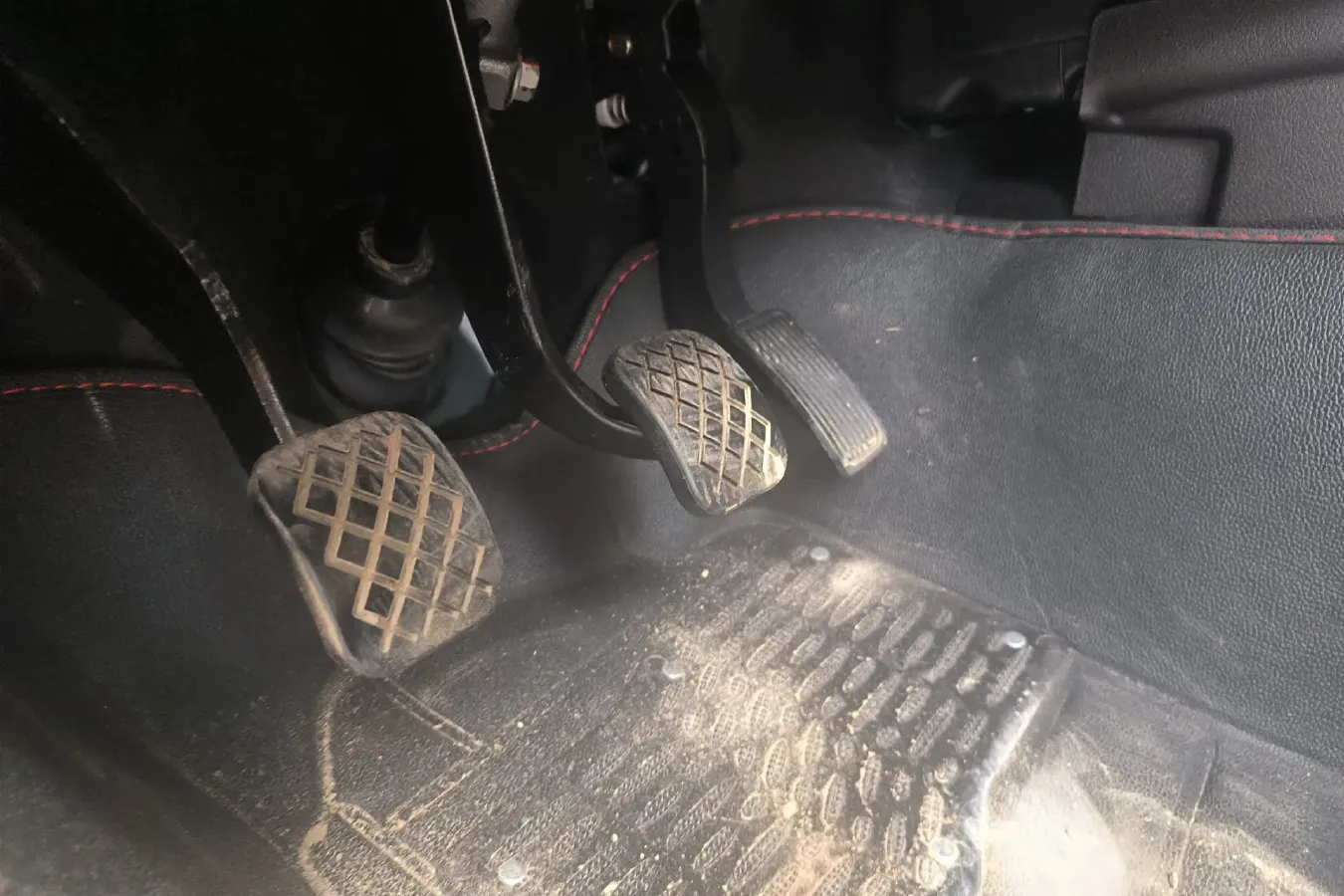 2021 JinBei Golden Sea Lion 1.5L 112HP L4 5MT,autocango,china used car exporter,china ev exporter,chinese used car exporter,chinese used ev exporter