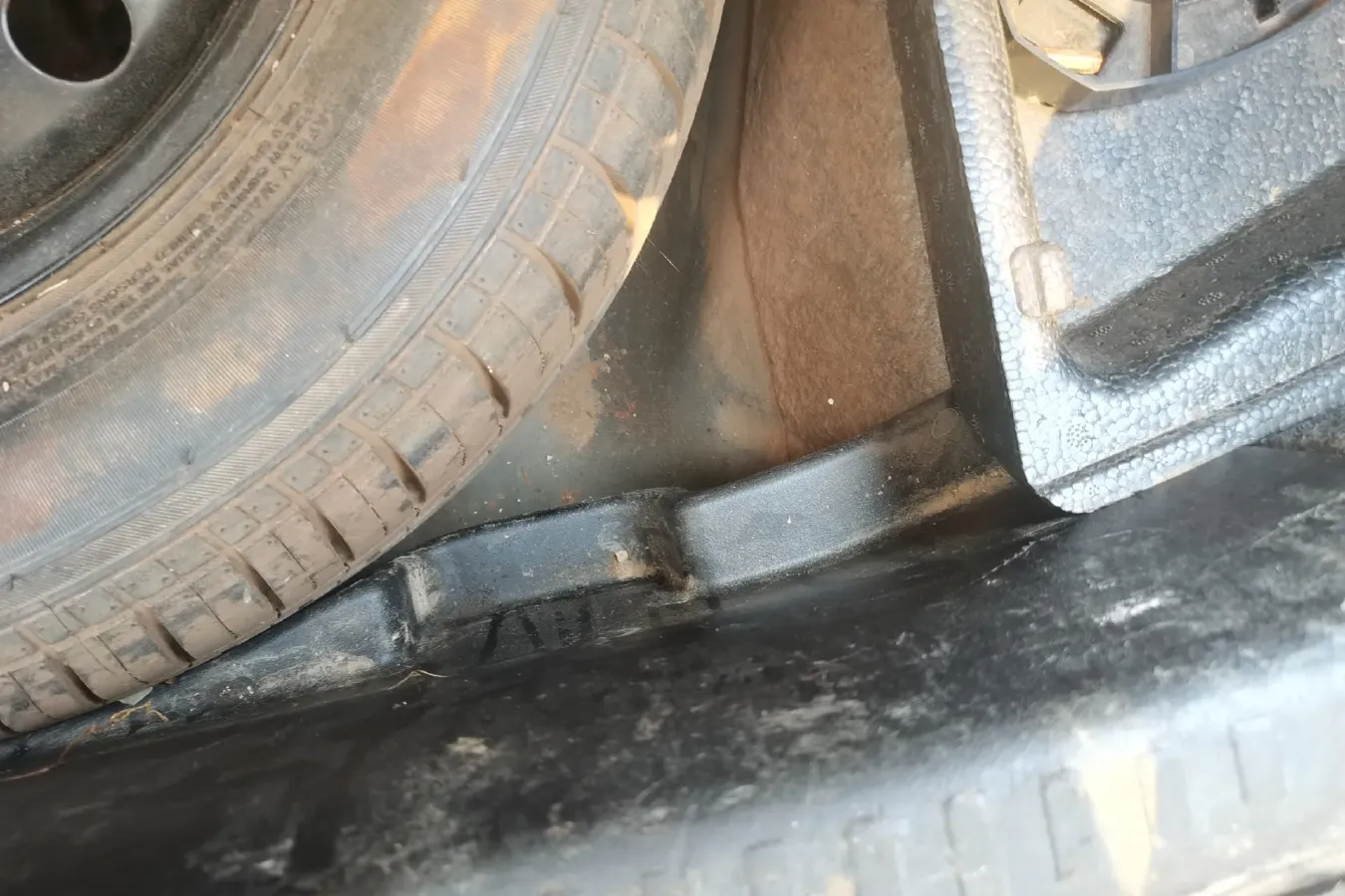 2011 BYD F6 1.8L 122HP L4 5MT,autocango,china used car exporter,china ev exporter,chinese used car exporter,chinese used ev exporter