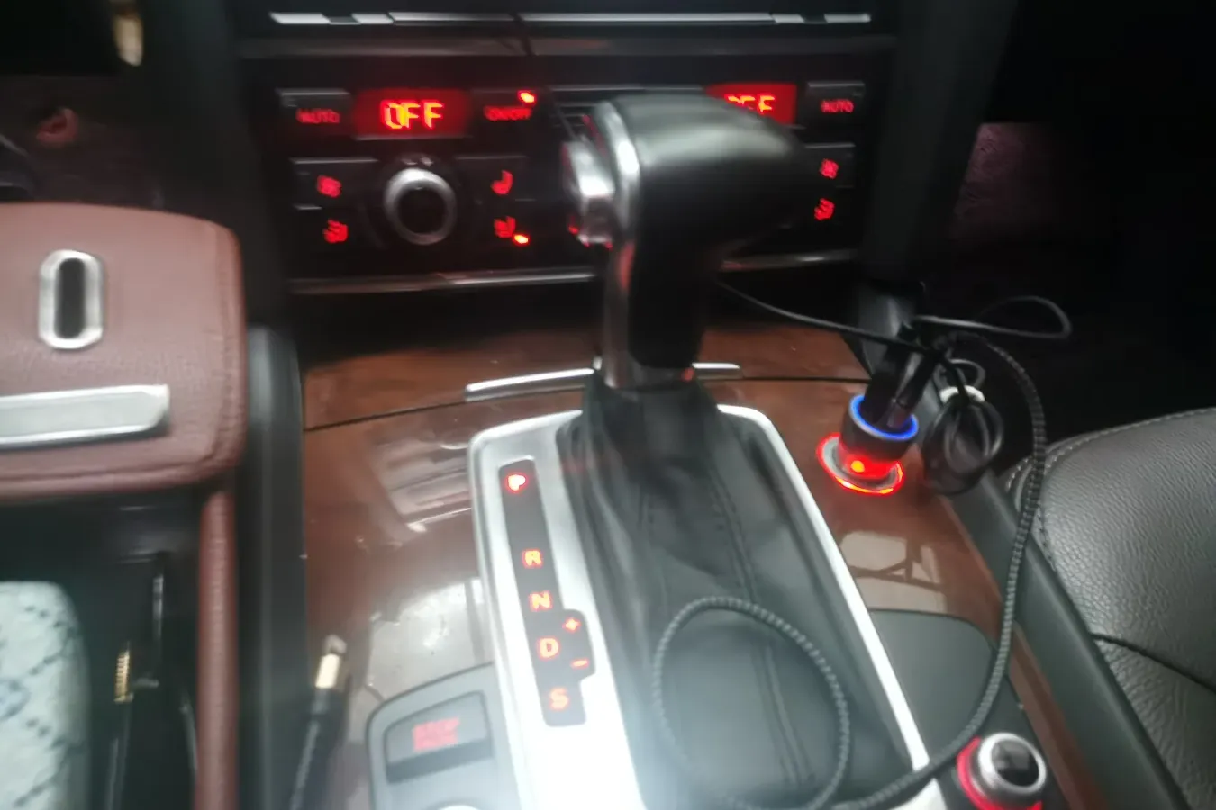 2015 Audi Q7 3.0T 333HP V6 8AT,autocango,china used car exporter,china ev exporter,chinese used car exporter,chinese used ev exporter