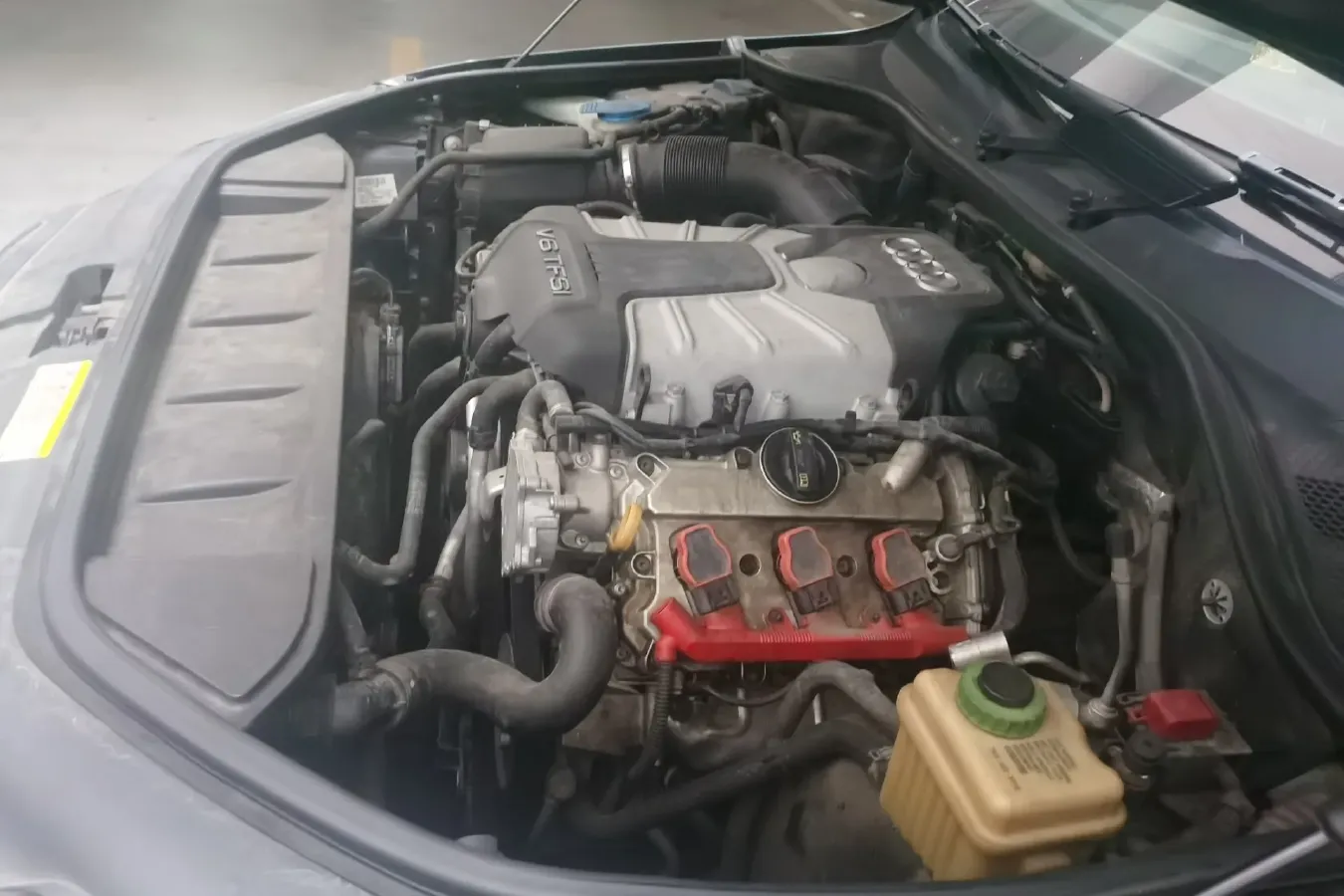 2015 Audi Q7 3.0T 333HP V6 8AT,autocango,china used car exporter,china ev exporter,chinese used car exporter,chinese used ev exporter