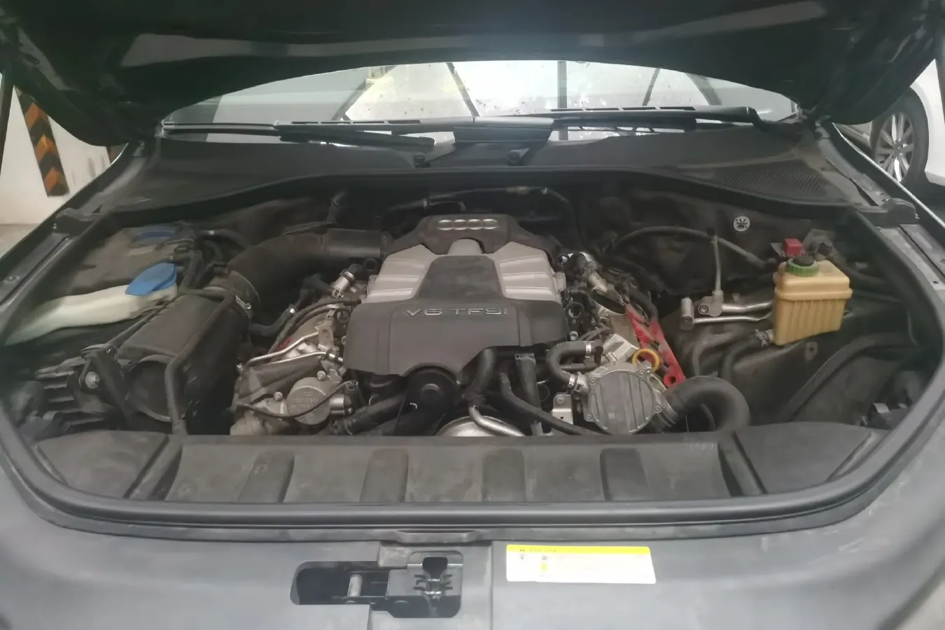 2015 Audi Q7 3.0T 333HP V6 8AT,autocango,china used car exporter,china ev exporter,chinese used car exporter,chinese used ev exporter