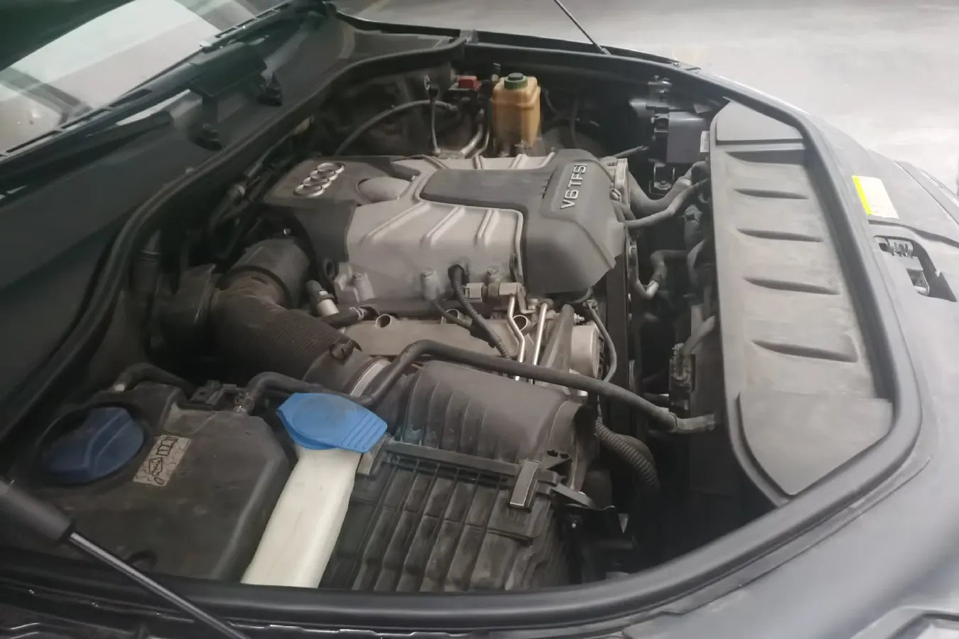 2015 Audi Q7 3.0T 333HP V6 8AT,autocango,china used car exporter,china ev exporter,chinese used car exporter,chinese used ev exporter