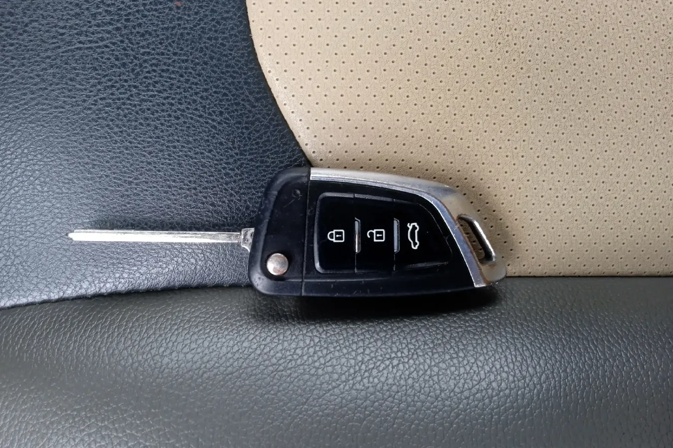 2014 Great Wall Wingle 6 2.0T 129HP L4 6MT,autocango,china used car exporter,china ev exporter,chinese used car exporter,chinese used ev exporter