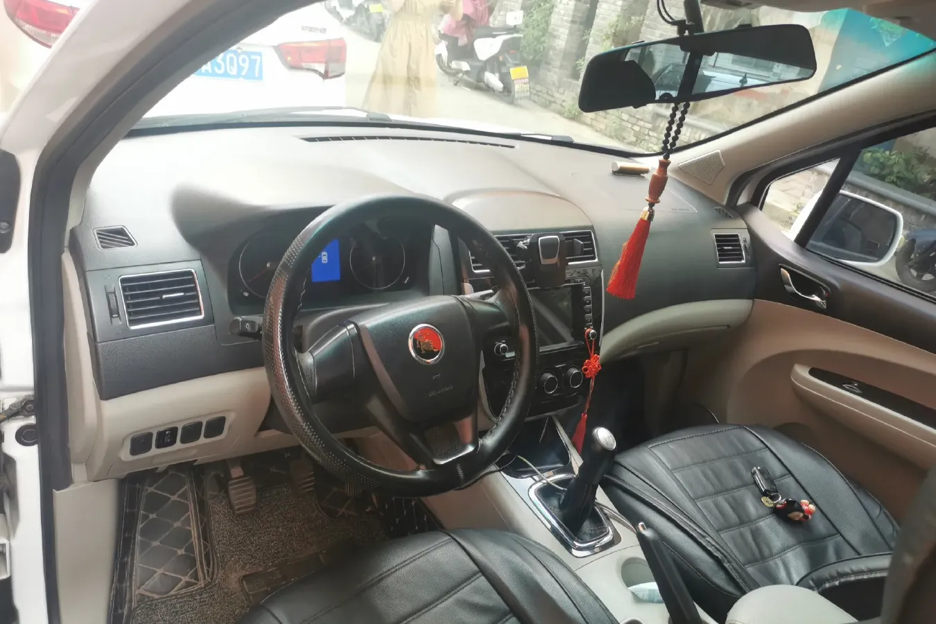 2016 DongFeng Forthing Joyear X3 1.5L 120HP L4 5MT,autocango,china used car exporter,china ev exporter,chinese used car exporter,chinese used ev exporter