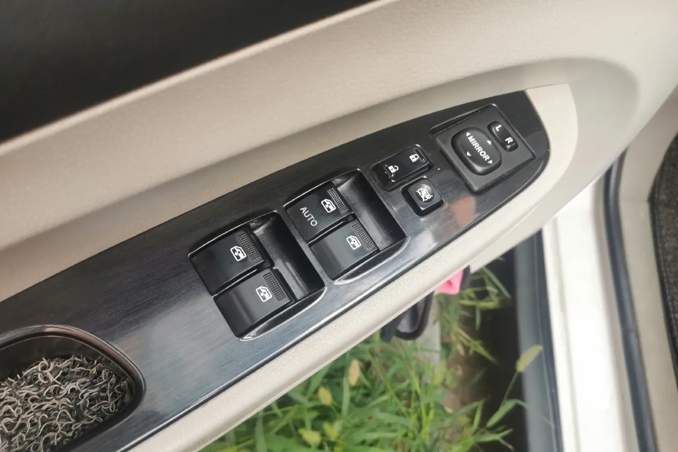 2016 DongFeng Forthing Joyear X3 1.5L 120HP L4 5MT,autocango,china used car exporter,china ev exporter,chinese used car exporter,chinese used ev exporter