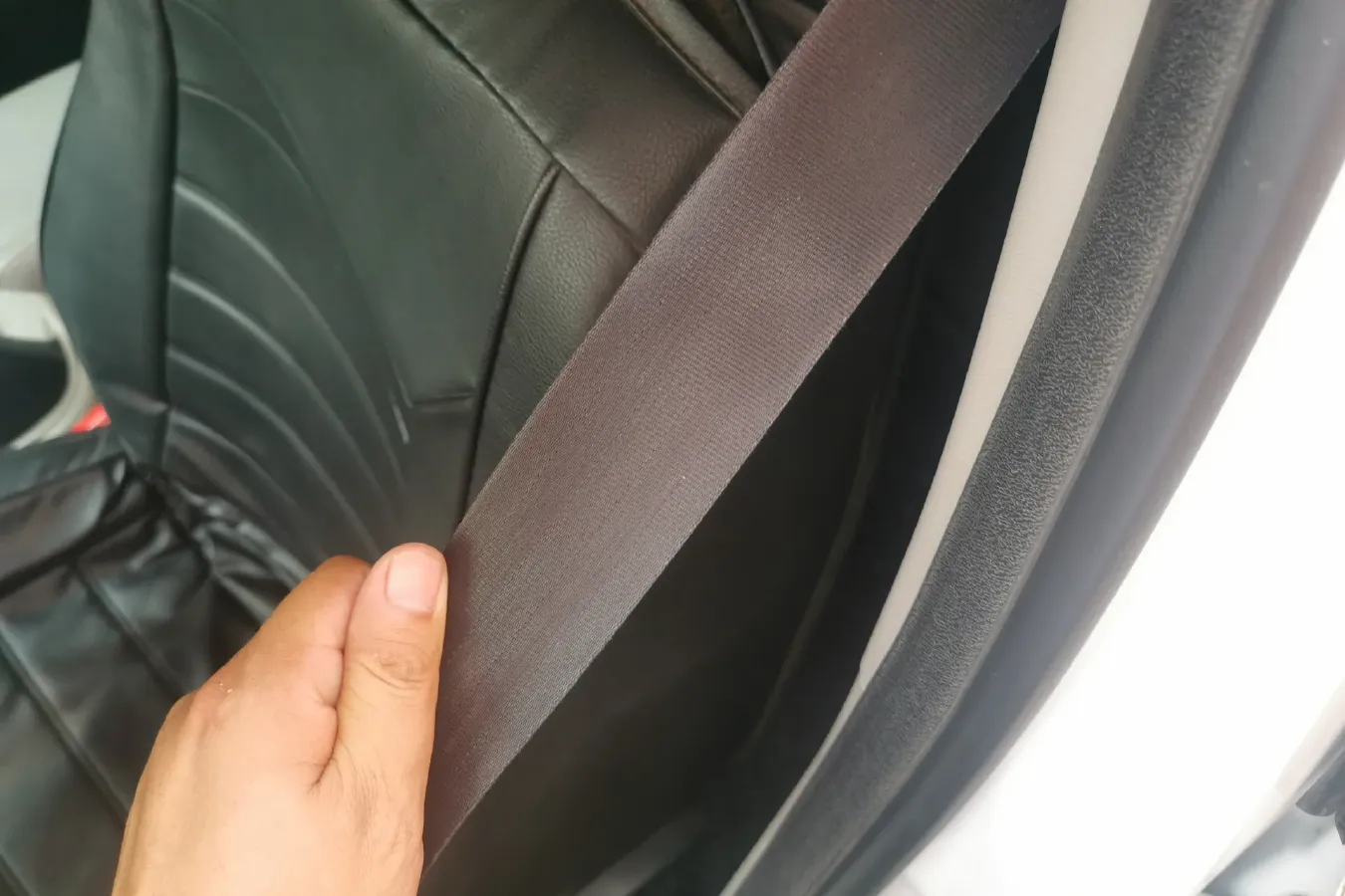 2016 DongFeng Forthing Joyear X3 1.5L 120HP L4 5MT,autocango,china used car exporter,china ev exporter,chinese used car exporter,chinese used ev exporter