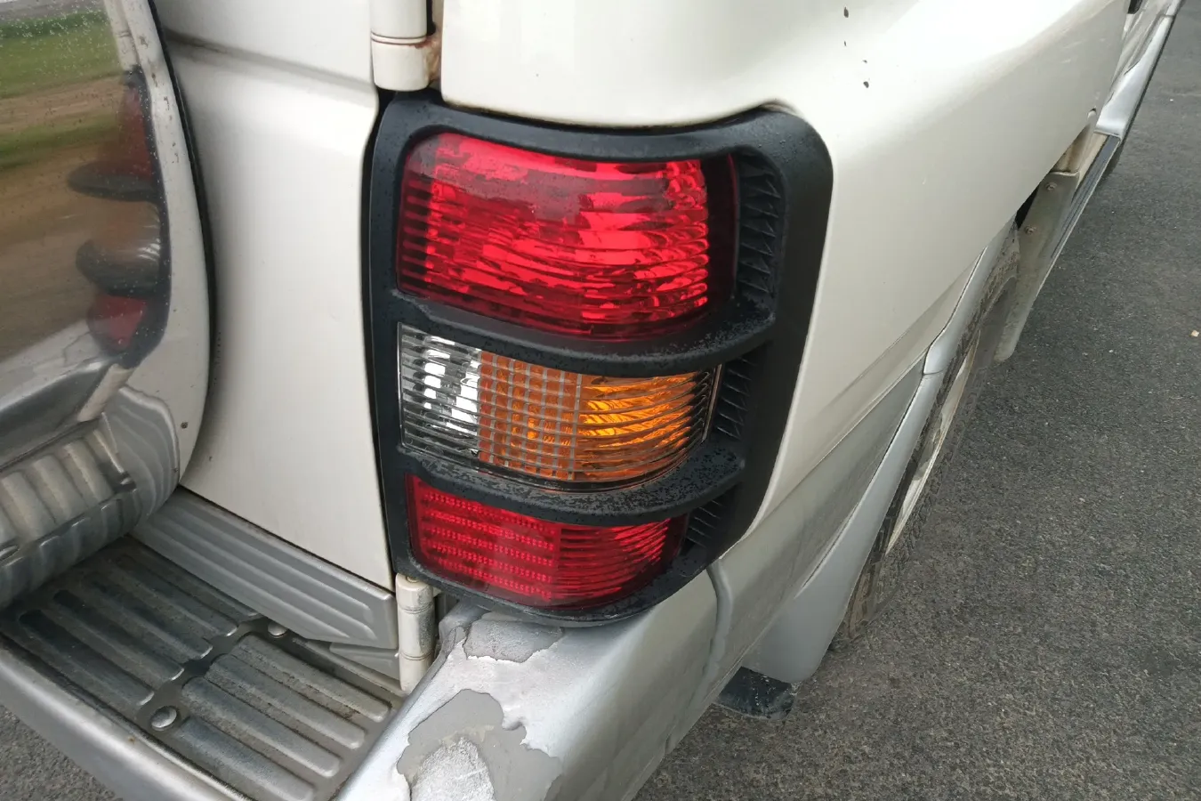 2013 Leopaard Black King Kong 2.2L 129HP L4 5MT,autocango,china used car exporter,china ev exporter,chinese used car exporter,chinese used ev exporter