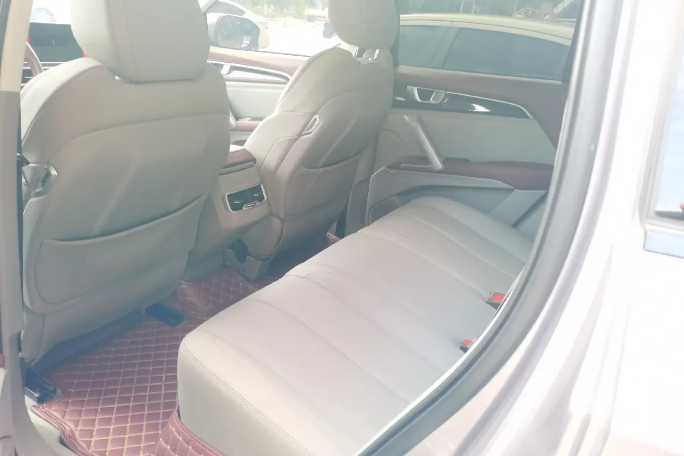 2019 BaoJun RS-5 1.5T 151HP L4 CVT,autocango,china used car exporter,china ev exporter,chinese used car exporter,chinese used ev exporter