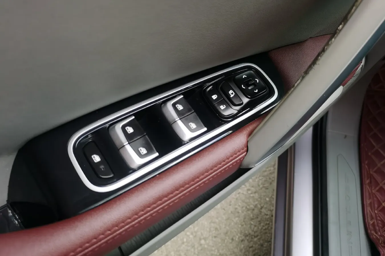 2019 BaoJun RS-5 1.5T 151HP L4 CVT,autocango,china used car exporter,china ev exporter,chinese used car exporter,chinese used ev exporter