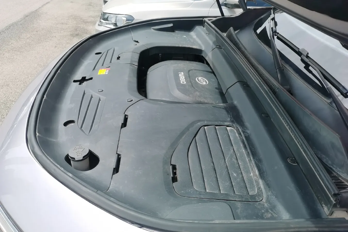 2019 BaoJun RS-5 1.5T 151HP L4 CVT,autocango,china used car exporter,china ev exporter,chinese used car exporter,chinese used ev exporter