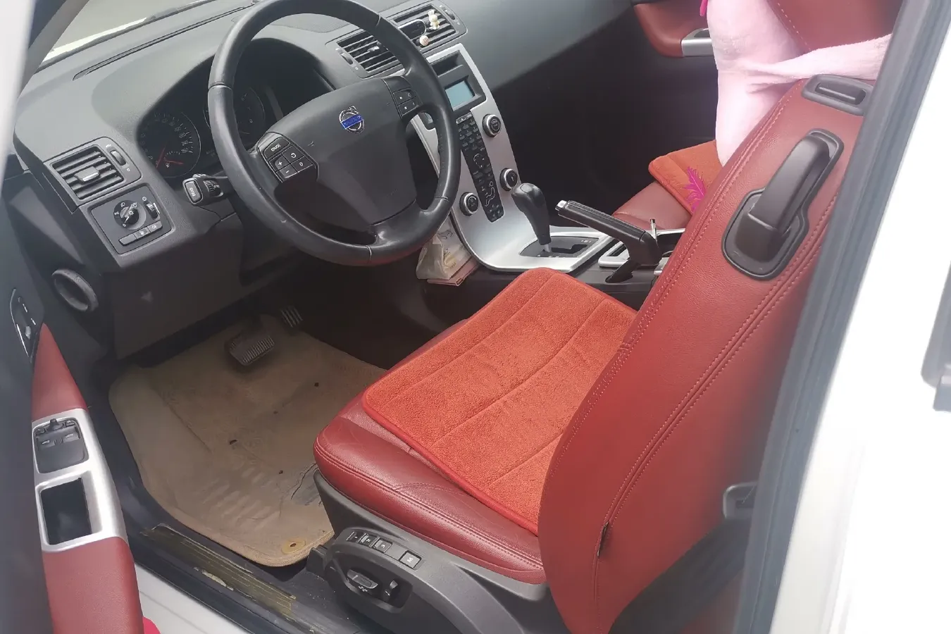 2012 Volvo C30 2.0L 145HP L4 6DCT,autocango,china used car exporter,china ev exporter,chinese used car exporter,chinese used ev exporter