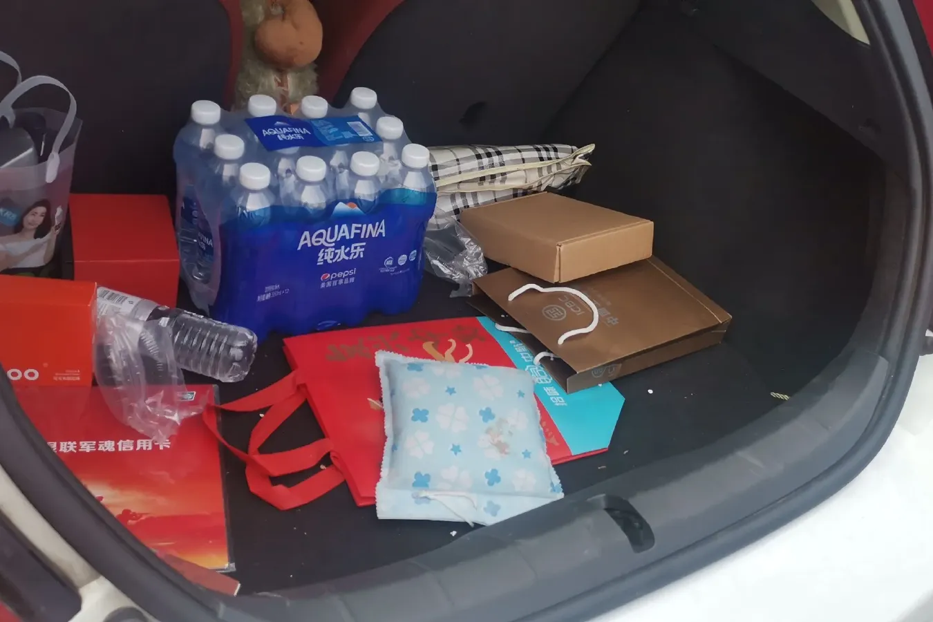 2012 Volvo C30 2.0L 145HP L4 6DCT,autocango,china used car exporter,china ev exporter,chinese used car exporter,chinese used ev exporter