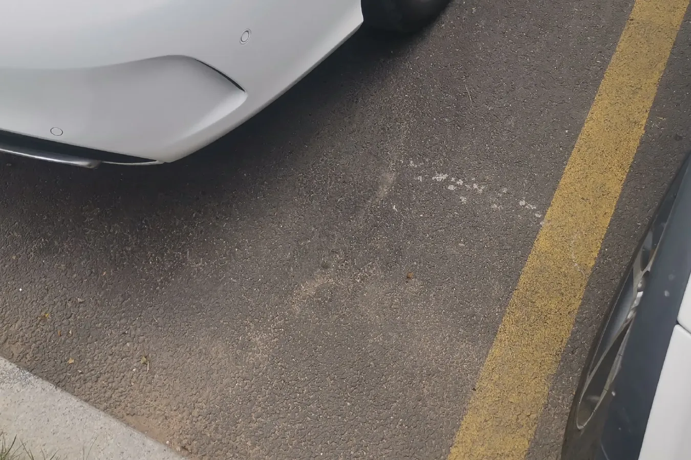 2012 Volvo C30 2.0L 145HP L4 6DCT,autocango,china used car exporter,china ev exporter,chinese used car exporter,chinese used ev exporter