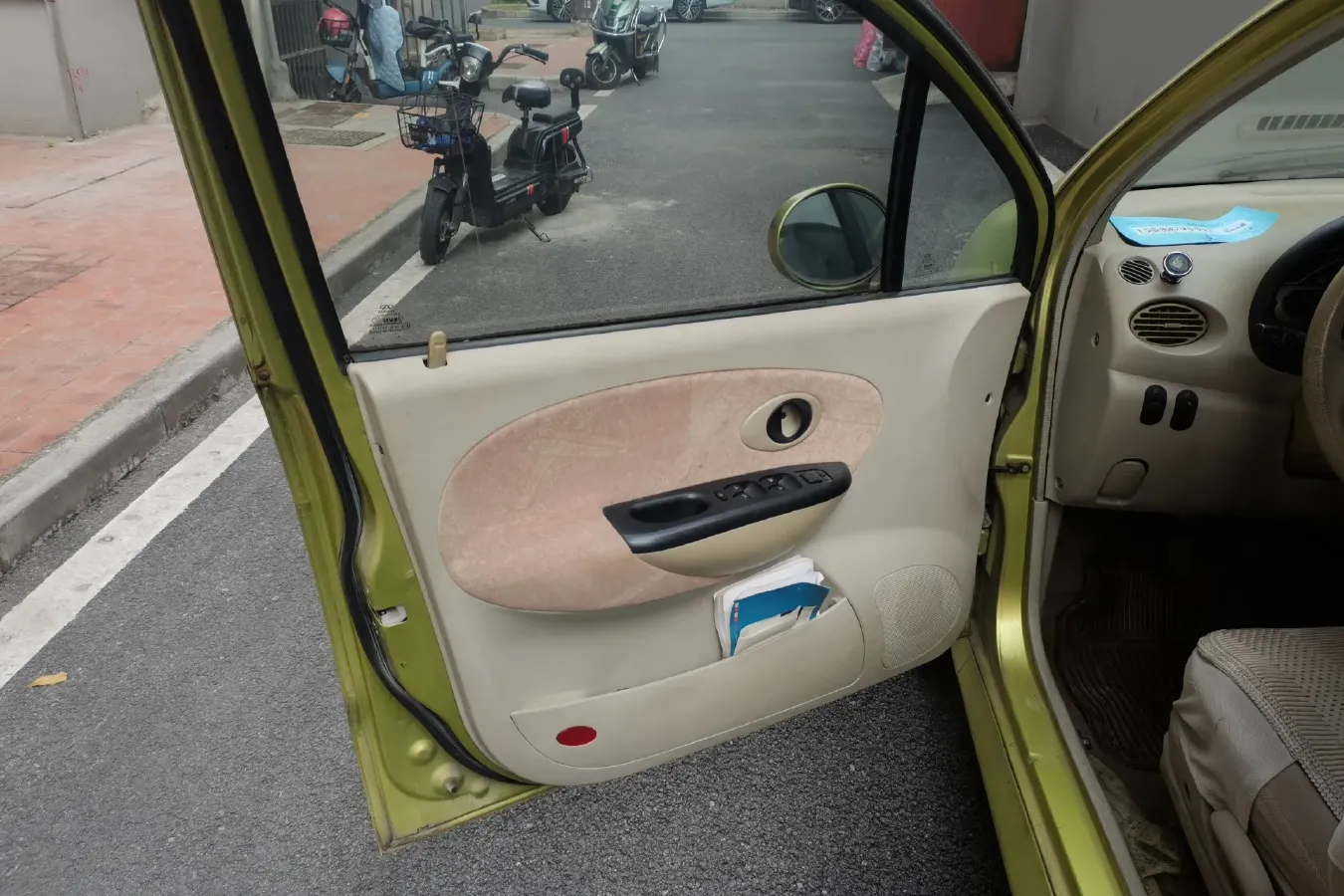 2011 Chery QQ3 1.0L 68HP L4 5MT,autocango,china used car exporter,china ev exporter,chinese used car exporter,chinese used ev exporter