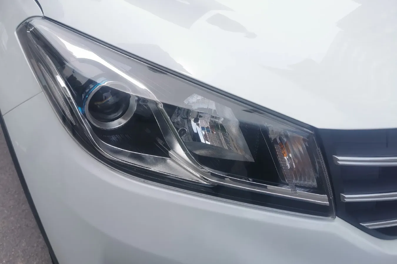 2019 DongFeng Fengon Fengon E3 Range Extended 84HP REEV 17.28KWH,autocango,china used car exporter,china ev exporter,chinese used car exporter,chinese used ev exporter