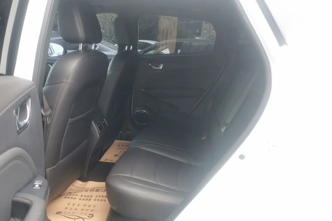 2019 DongFeng Fengon Fengon E3 Range Extended 84HP REEV 17.28KWH,autocango,china used car exporter,china ev exporter,chinese used car exporter,chinese used ev exporter