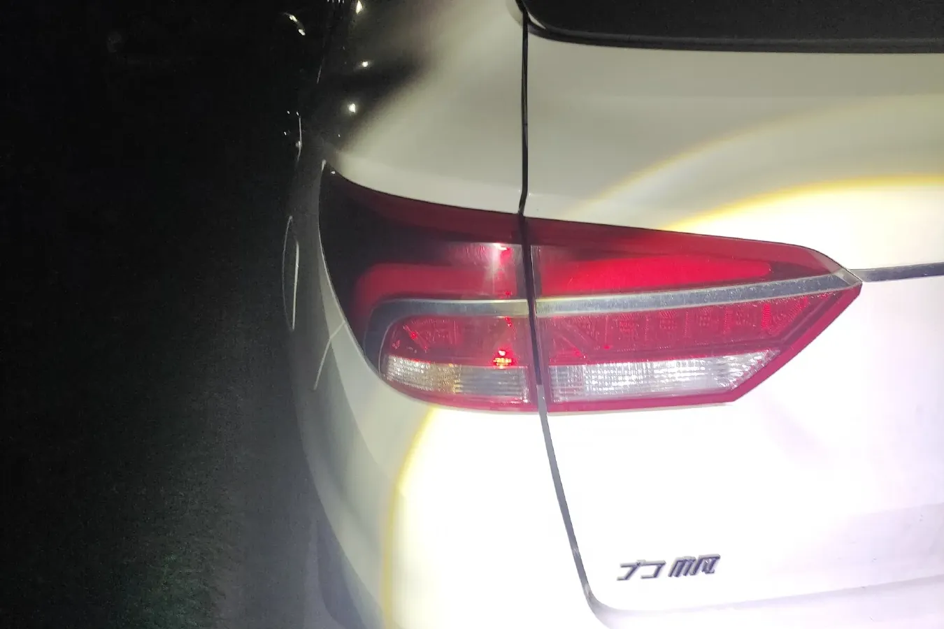 2017 LiFan X80 2.0T 192HP L4 6AT,autocango,china used car exporter,china ev exporter,chinese used car exporter,chinese used ev exporter