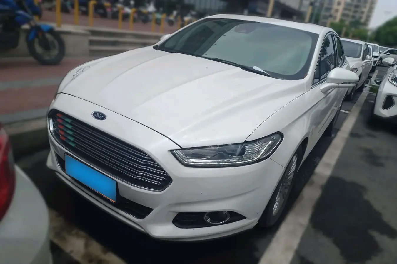 2013 Ford Mondeo 2.0T 203HP L4 6AT
