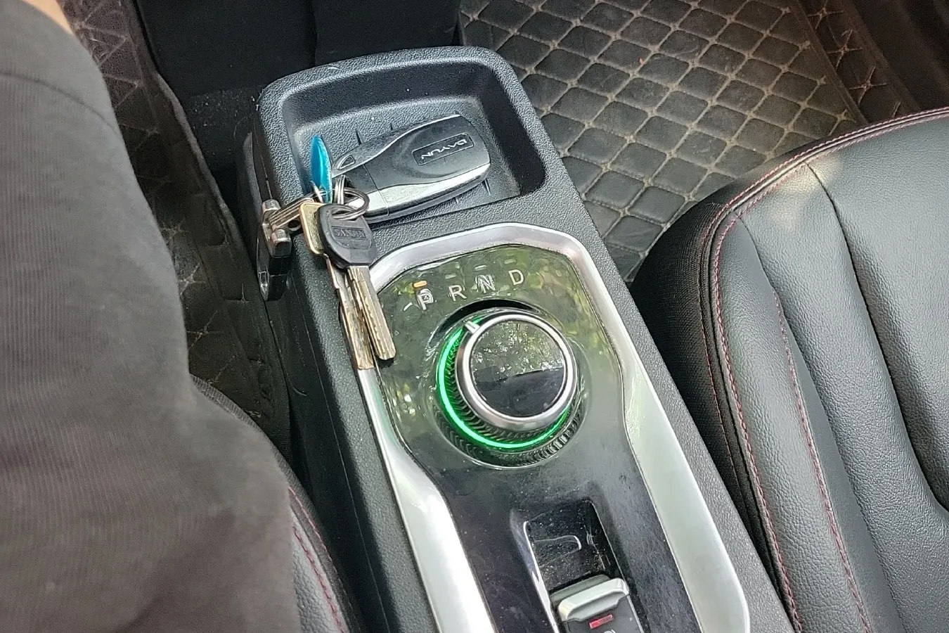 2021 DaYun YueHu BEV 32.85KWH,autocango,china used car exporter,china ev exporter,chinese used car exporter,chinese used ev exporter