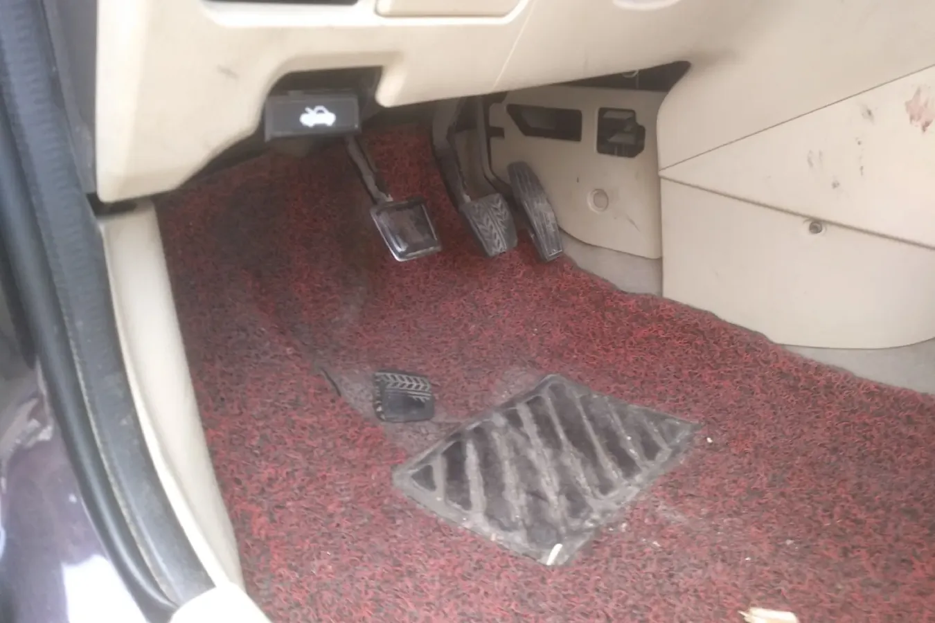 2013 HaiMa Preema 1.6L 120HP L4 5MT,autocango,china used car exporter,china ev exporter,chinese used car exporter,chinese used ev exporter