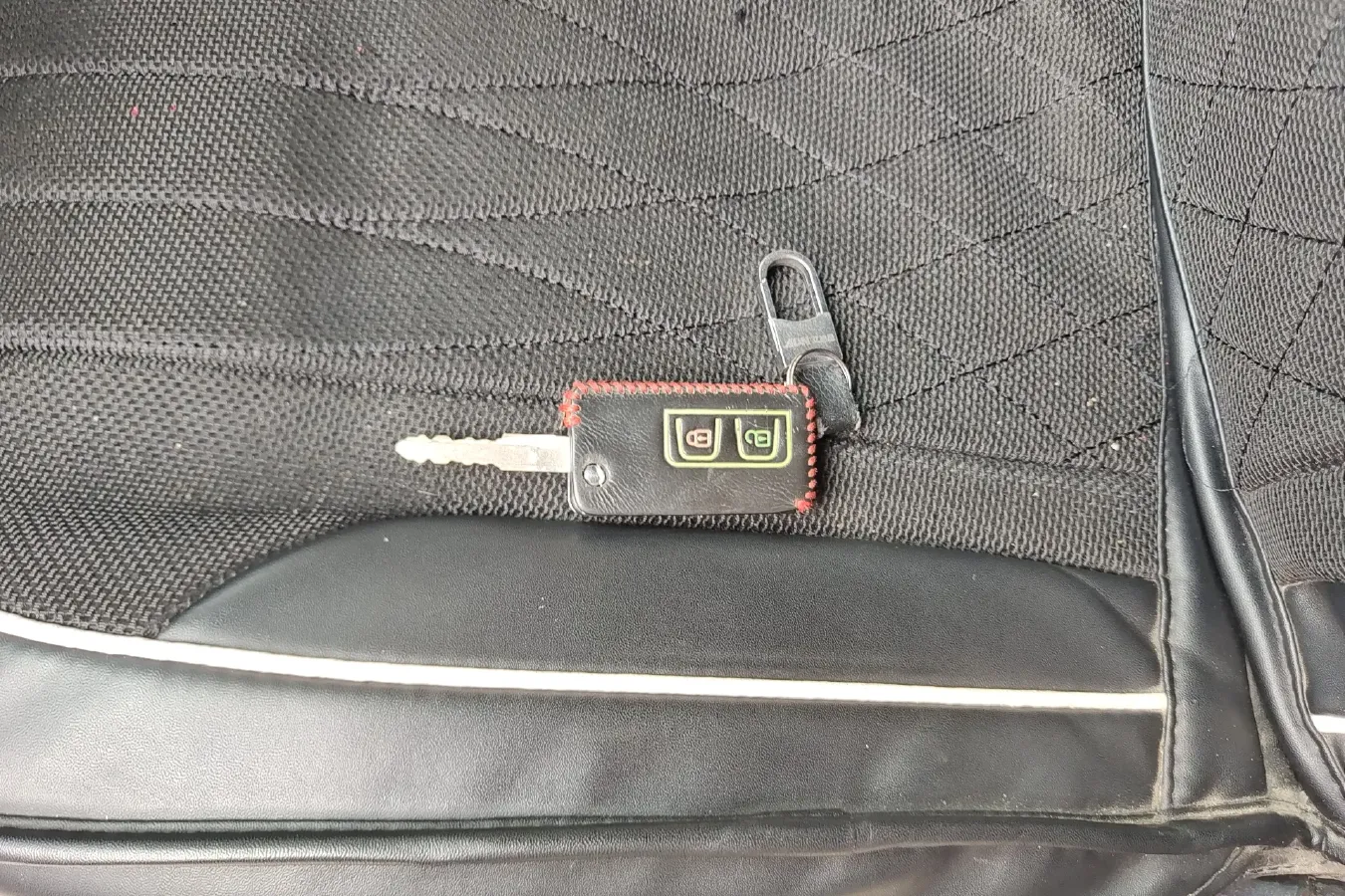 2011 HaiMa Family 1.6L 120HP L4 CVT,autocango,china used car exporter,china ev exporter,chinese used car exporter,chinese used ev exporter