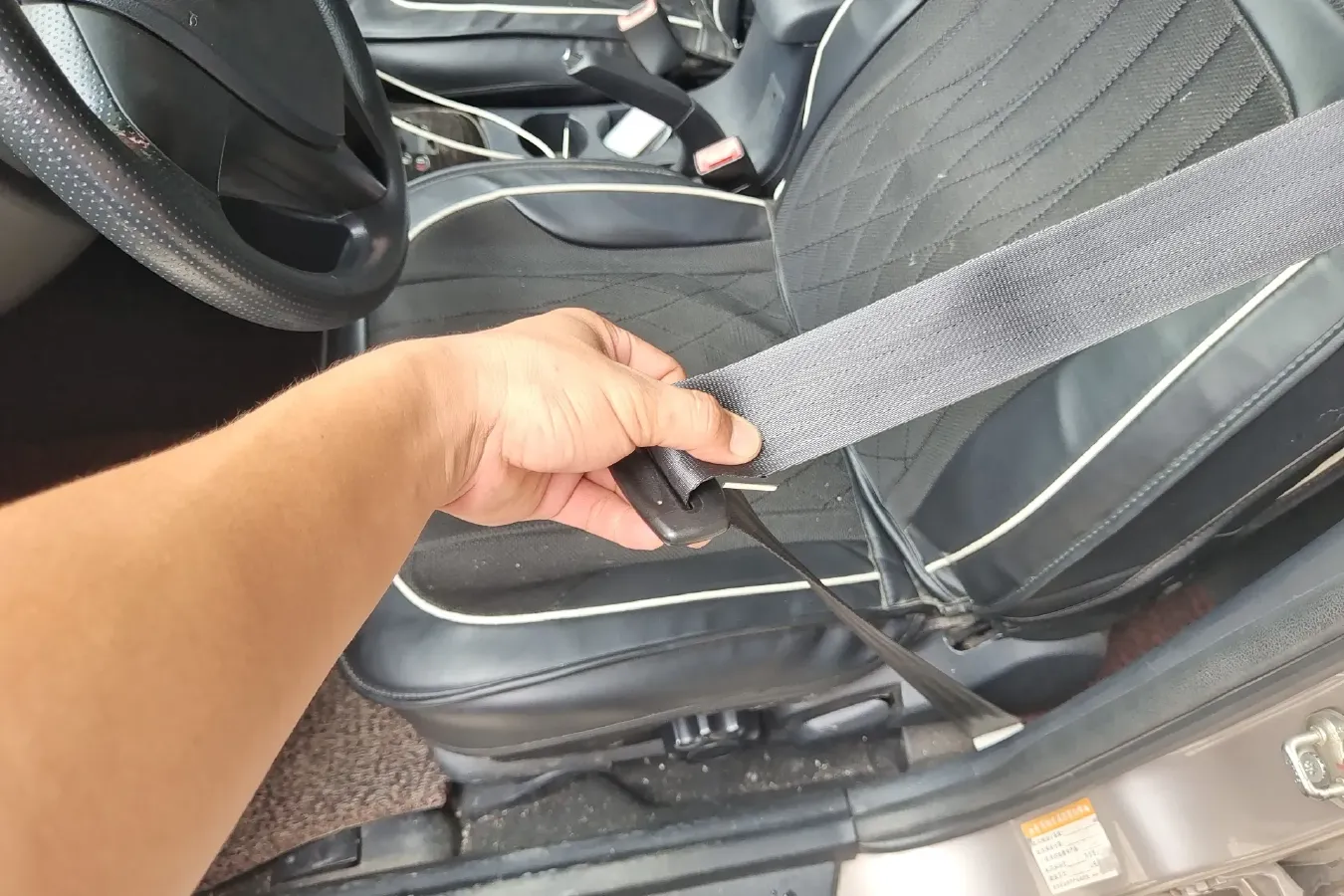 2011 HaiMa Family 1.6L 120HP L4 CVT,autocango,china used car exporter,china ev exporter,chinese used car exporter,chinese used ev exporter