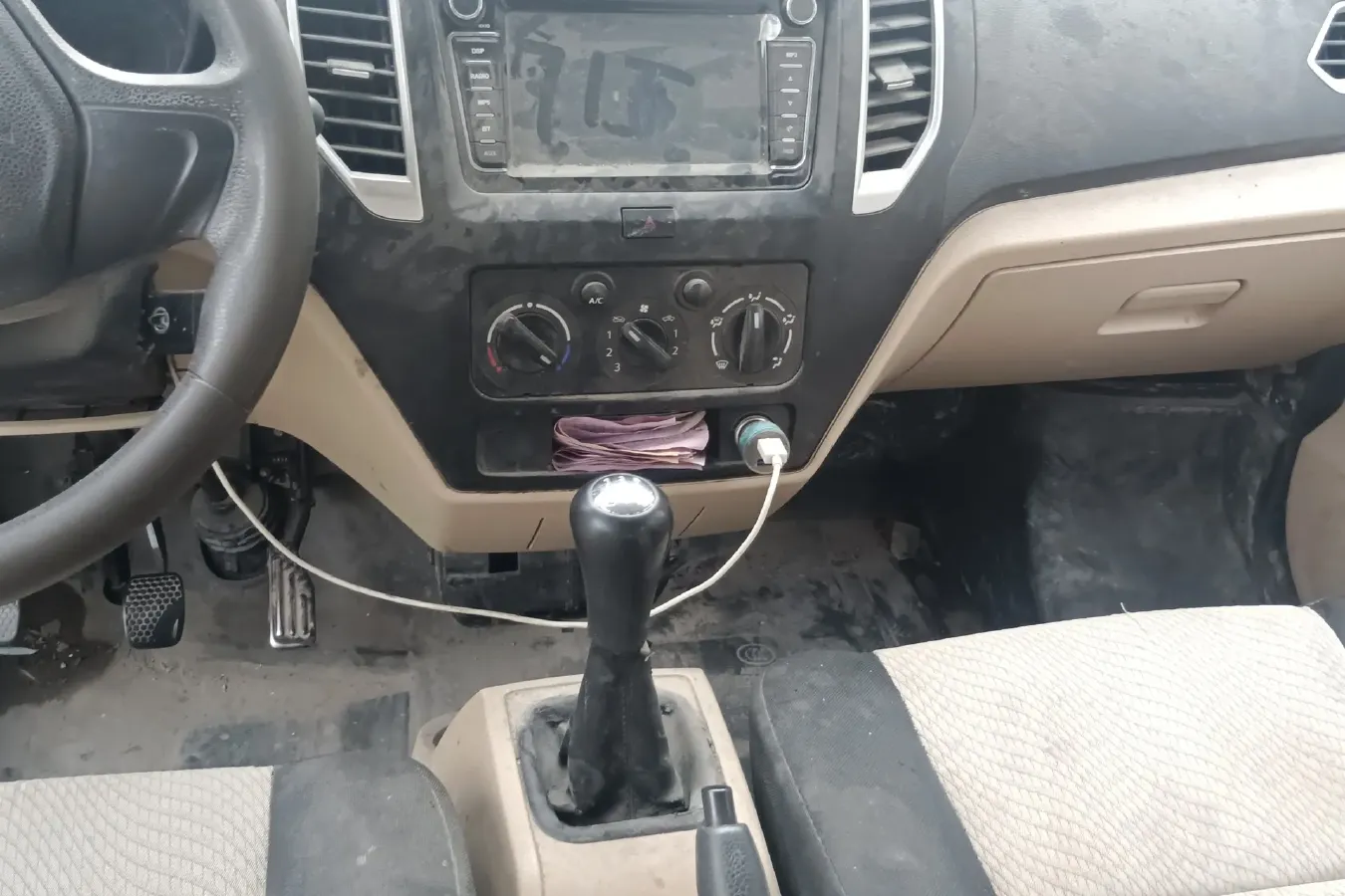 2018 ChangAn KuaYue New Leopard T3 1.5L 112HP L4 5MT,autocango,china used car exporter,china ev exporter,chinese used car exporter,chinese used ev exporter