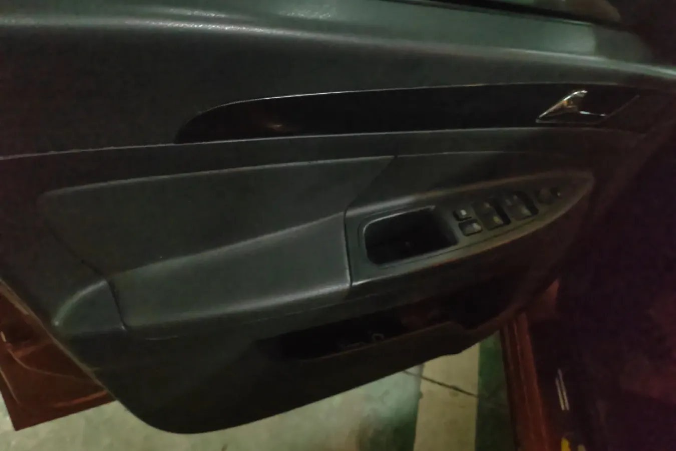 2014 DongFeng Aeolus H30 1.5L 116HP L4 4AT,autocango,china used car exporter,china ev exporter,chinese used car exporter,chinese used ev exporter