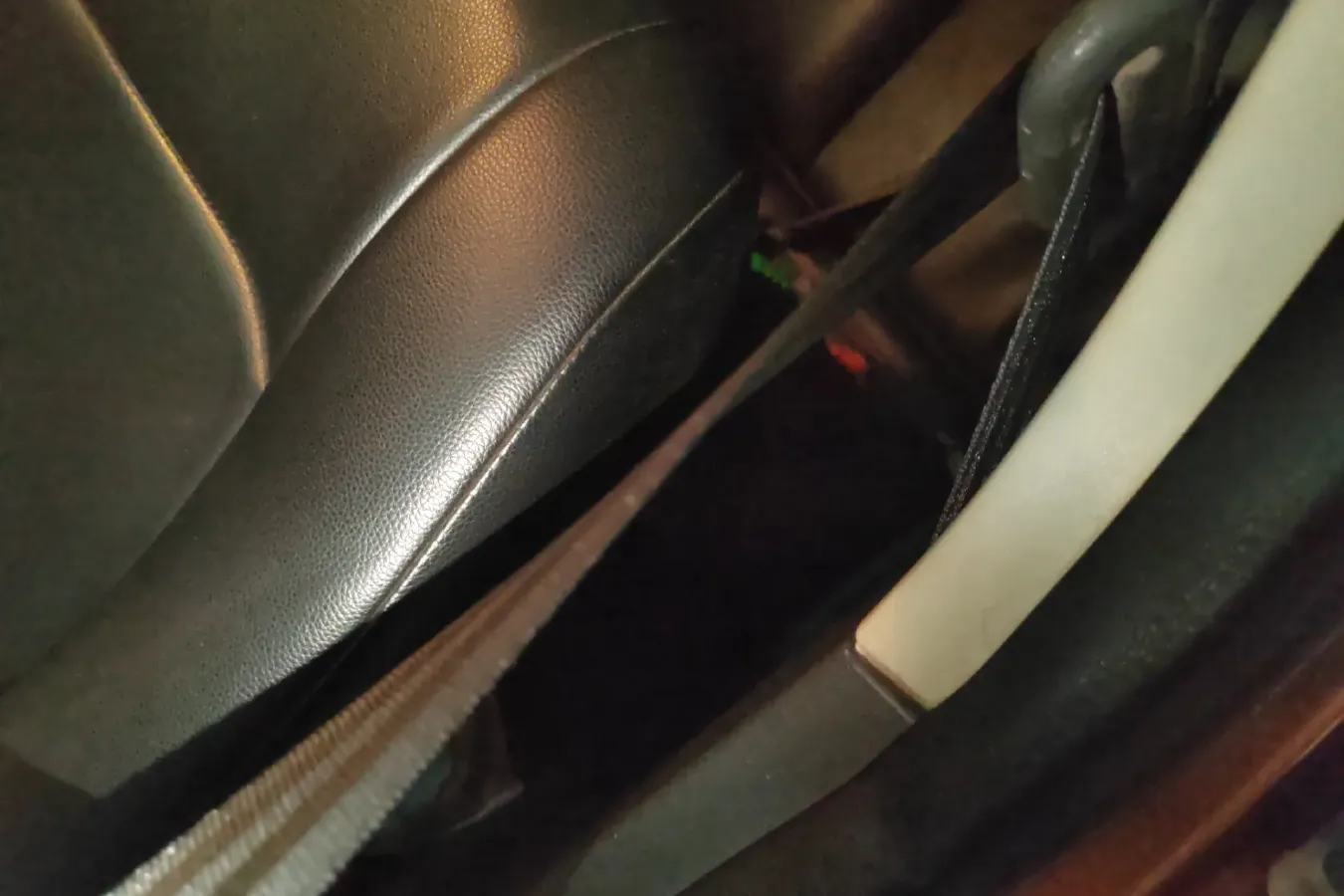 2014 DongFeng Aeolus H30 1.5L 116HP L4 4AT,autocango,china used car exporter,china ev exporter,chinese used car exporter,chinese used ev exporter