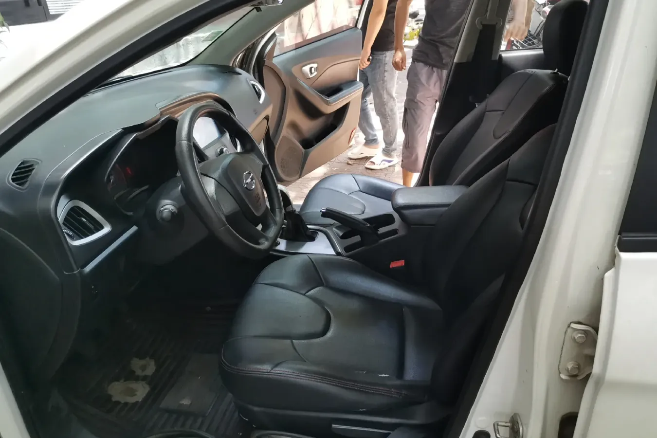 2013 GAC Trumpchi GA3 1.6L 122HP L4 5MT,autocango,china used car exporter,china ev exporter,chinese used car exporter,chinese used ev exporter