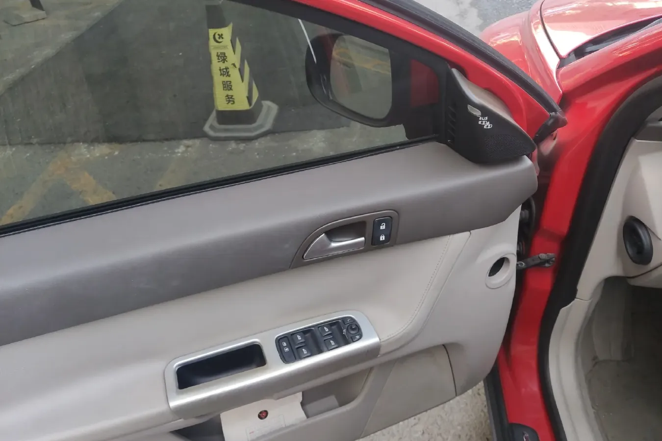 2010 Volvo S40 2.0L 141HP L4 6DCT,autocango,china used car exporter,china ev exporter,chinese used car exporter,chinese used ev exporter