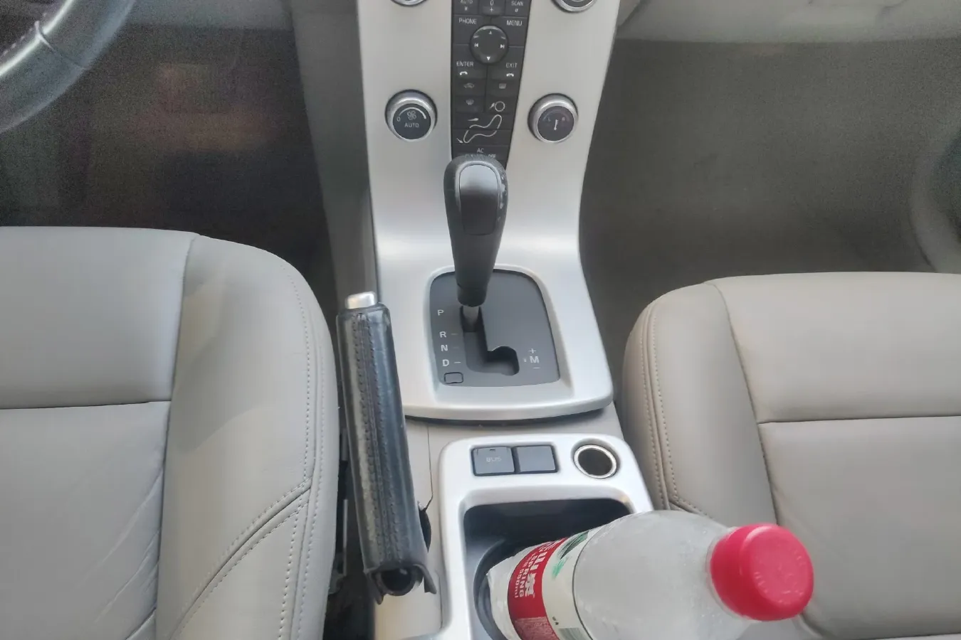 2010 Volvo S40 2.0L 141HP L4 6DCT,autocango,china used car exporter,china ev exporter,chinese used car exporter,chinese used ev exporter