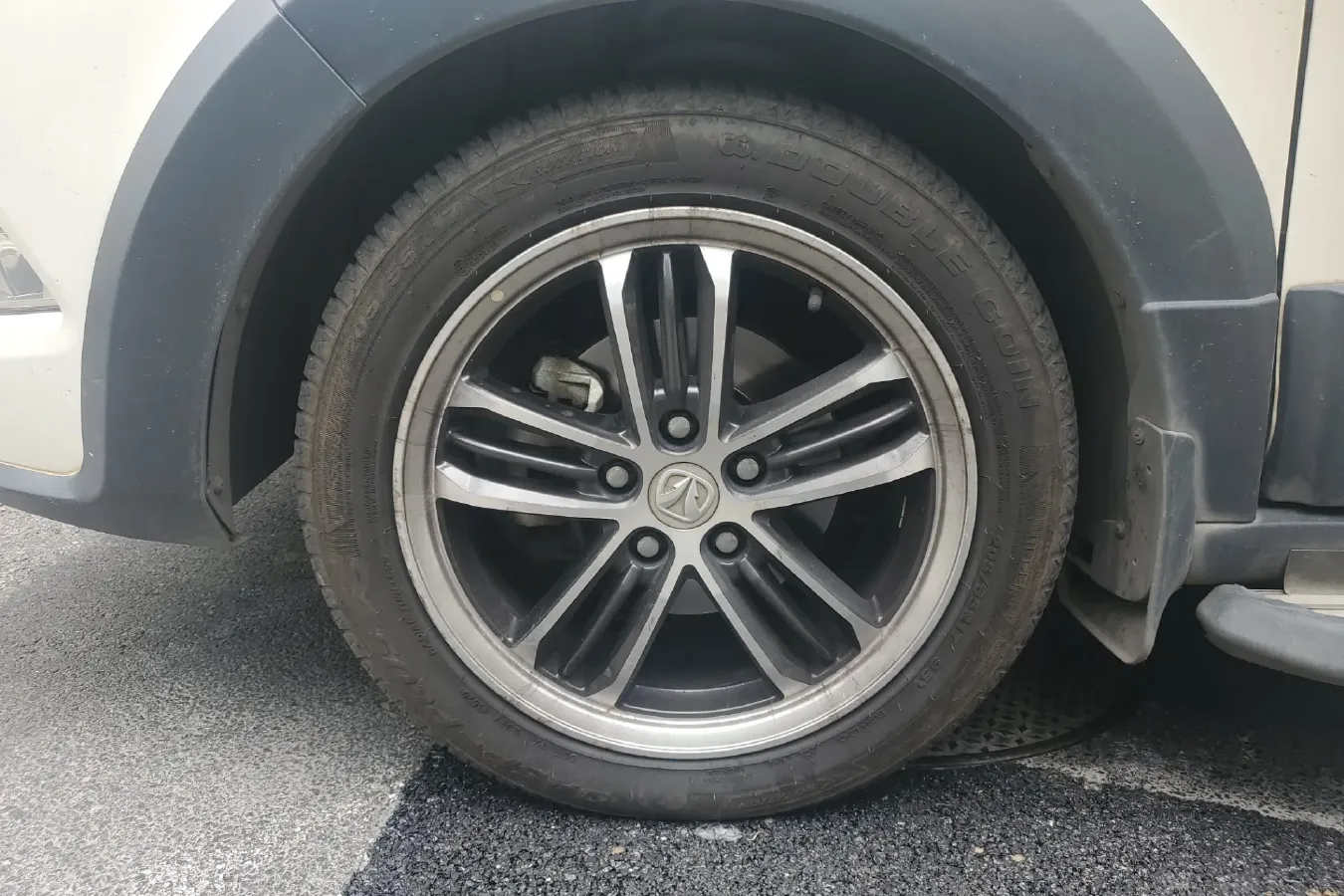 2017 BAIC WeiWang M60 1.5L 116HP L4 5MT,autocango,china used car exporter,china ev exporter,chinese used car exporter,chinese used ev exporter