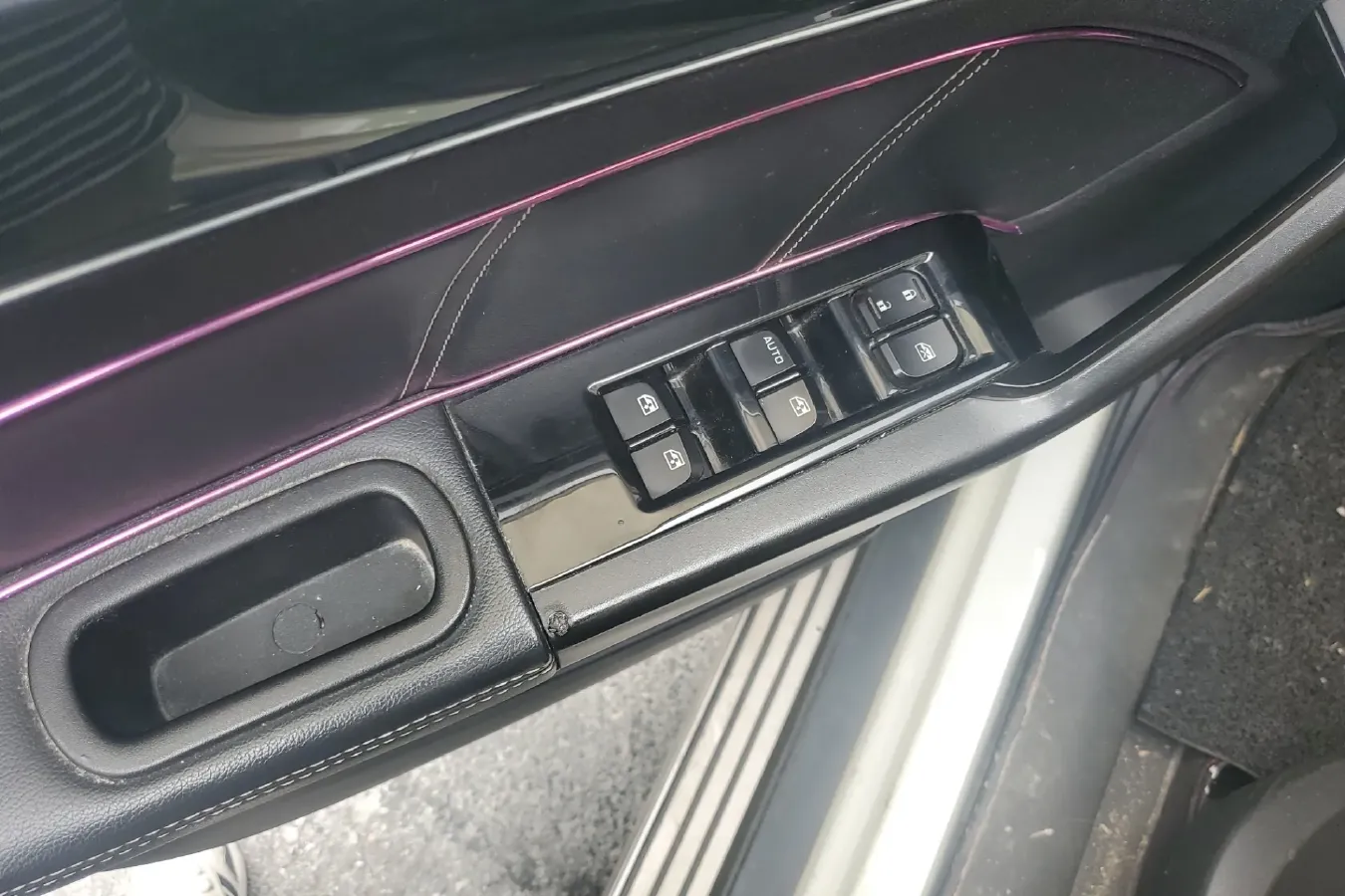 2017 BAIC WeiWang M60 1.5L 116HP L4 5MT,autocango,china used car exporter,china ev exporter,chinese used car exporter,chinese used ev exporter