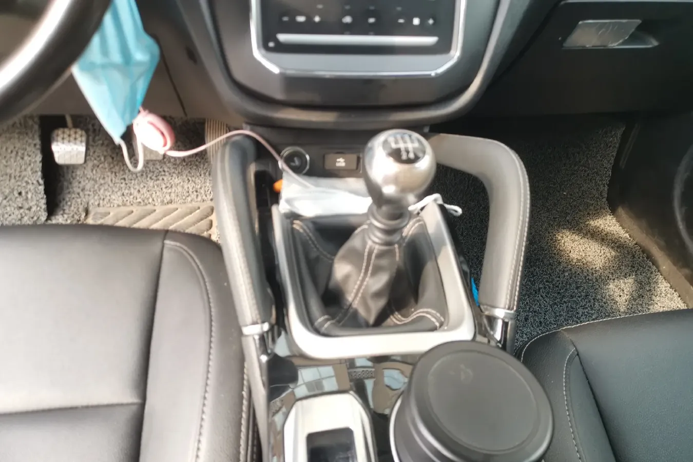 2016 Zotye SR7 1.5T 150HP L4 5MT,autocango,china used car exporter,china ev exporter,chinese used car exporter,chinese used ev exporter