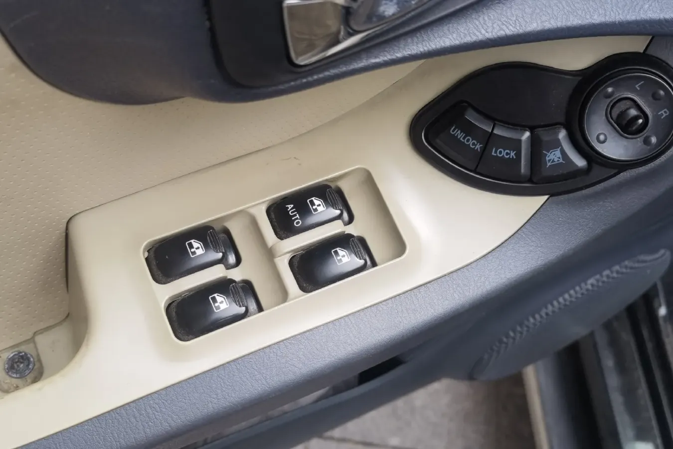 2013 HawTai Santafe Classic 1.8T 160HP L4 5MT,autocango,china used car exporter,china ev exporter,chinese used car exporter,chinese used ev exporter