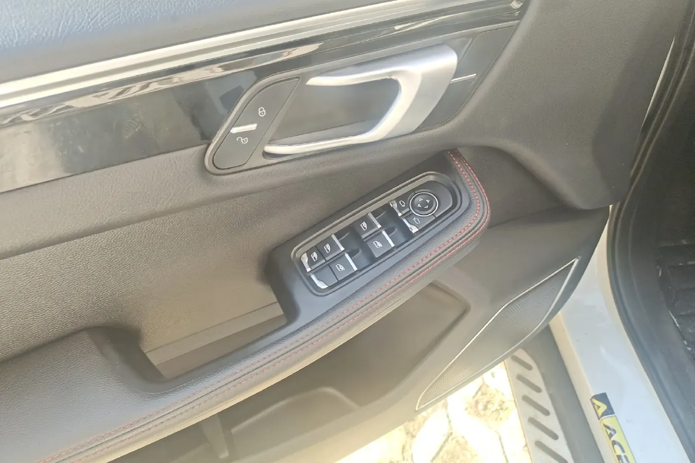 2015 Zotye Damy X5 1.5T 150HP L4 5MT,autocango,china used car exporter,china ev exporter,chinese used car exporter,chinese used ev exporter