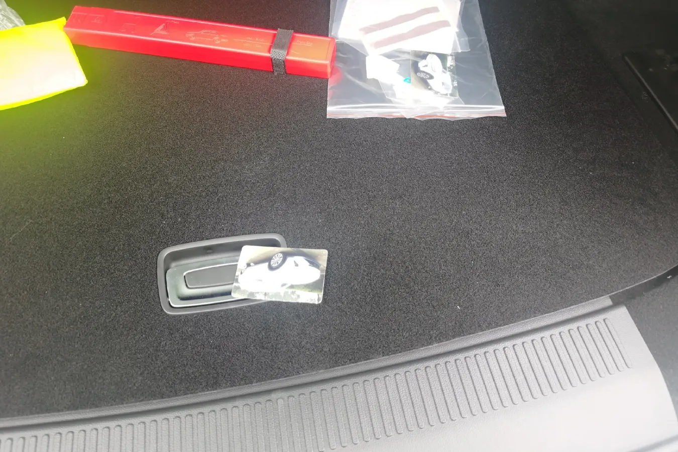 2021 Rising Auto MARVEL R 2AT BEV 69.9KWH,autocango,china used car exporter,china ev exporter,chinese used car exporter,chinese used ev exporter