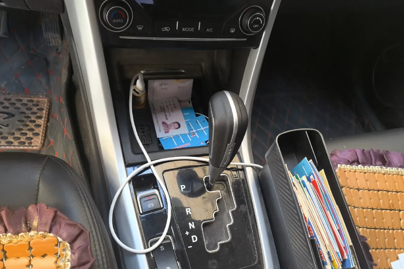 2016 Landwind X5 1.5T 150HP L4 CVT,autocango,china used car exporter,china ev exporter,chinese used car exporter,chinese used ev exporter