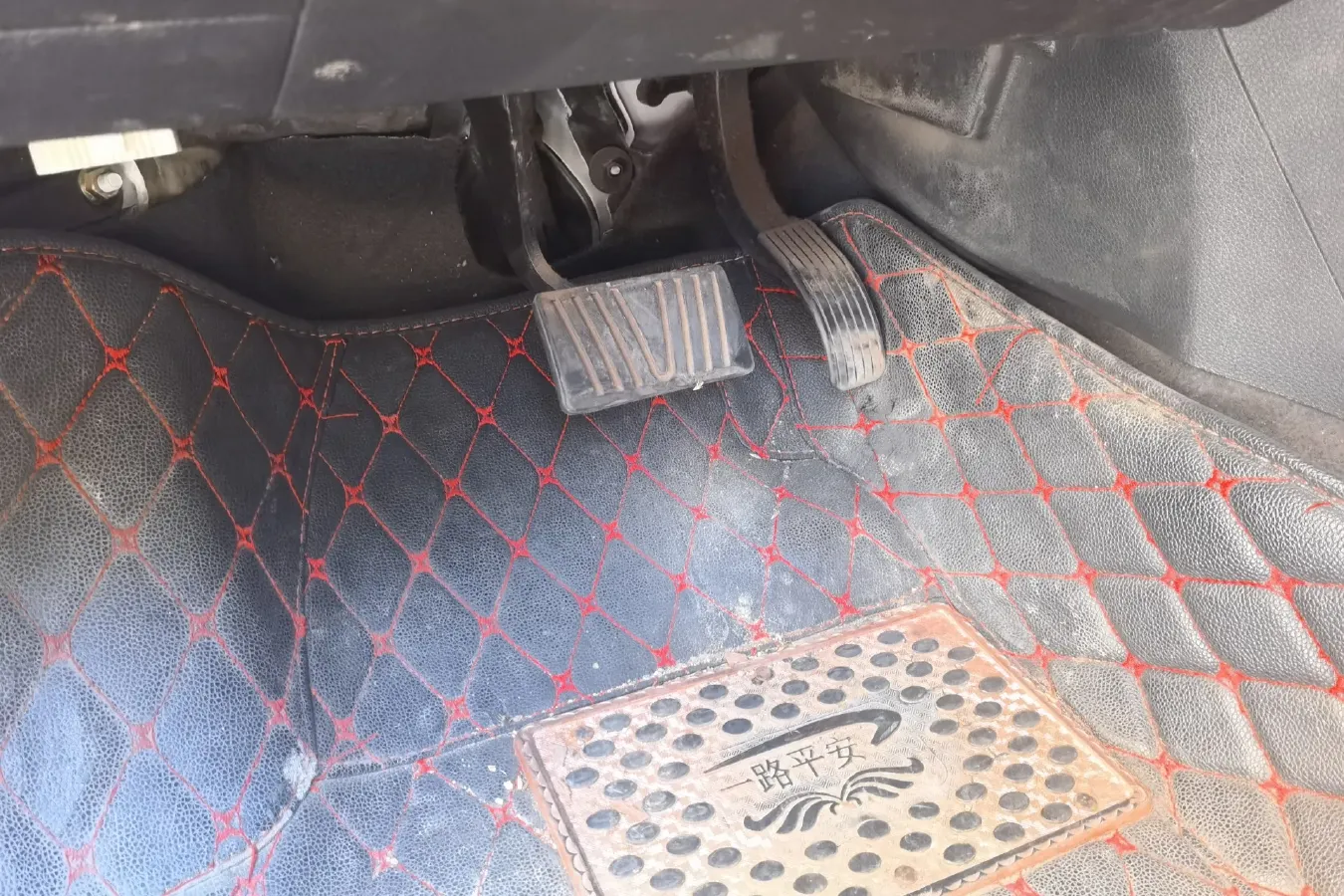 2016 Landwind X5 1.5T 150HP L4 CVT,autocango,china used car exporter,china ev exporter,chinese used car exporter,chinese used ev exporter