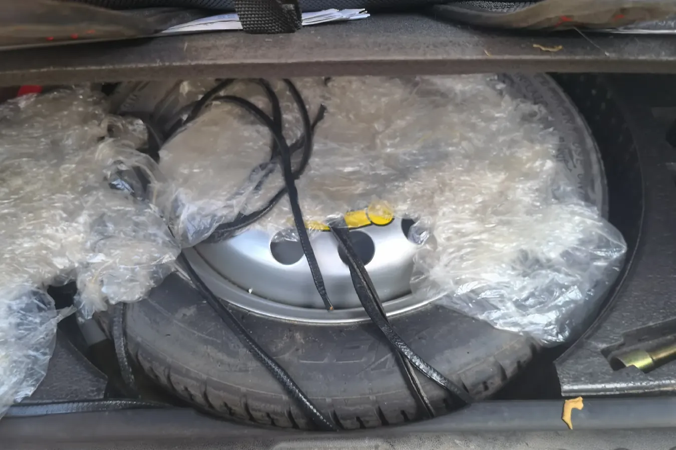 2016 Landwind X5 1.5T 150HP L4 CVT,autocango,china used car exporter,china ev exporter,chinese used car exporter,chinese used ev exporter