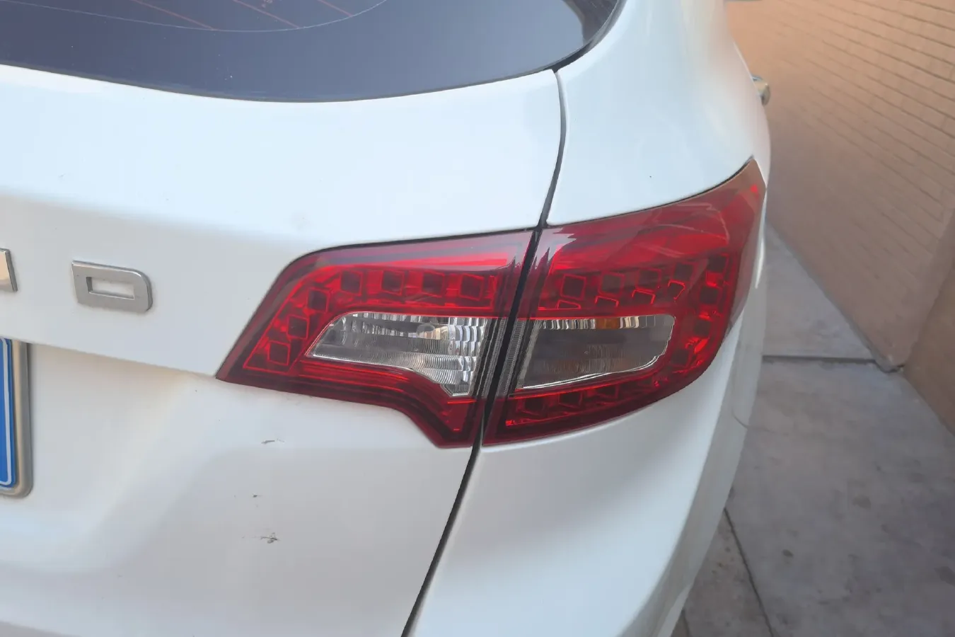 2016 Landwind X5 1.5T 150HP L4 CVT,autocango,china used car exporter,china ev exporter,chinese used car exporter,chinese used ev exporter