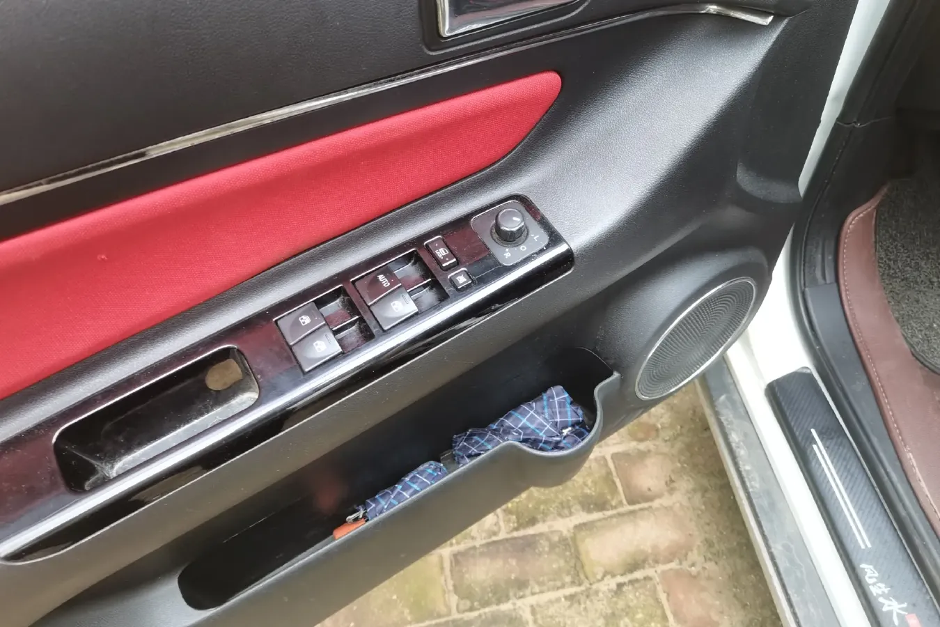 2015 BeiJing Auto Senova X25 1.5L 116HP L4 5MT,autocango,china used car exporter,china ev exporter,chinese used car exporter,chinese used ev exporter