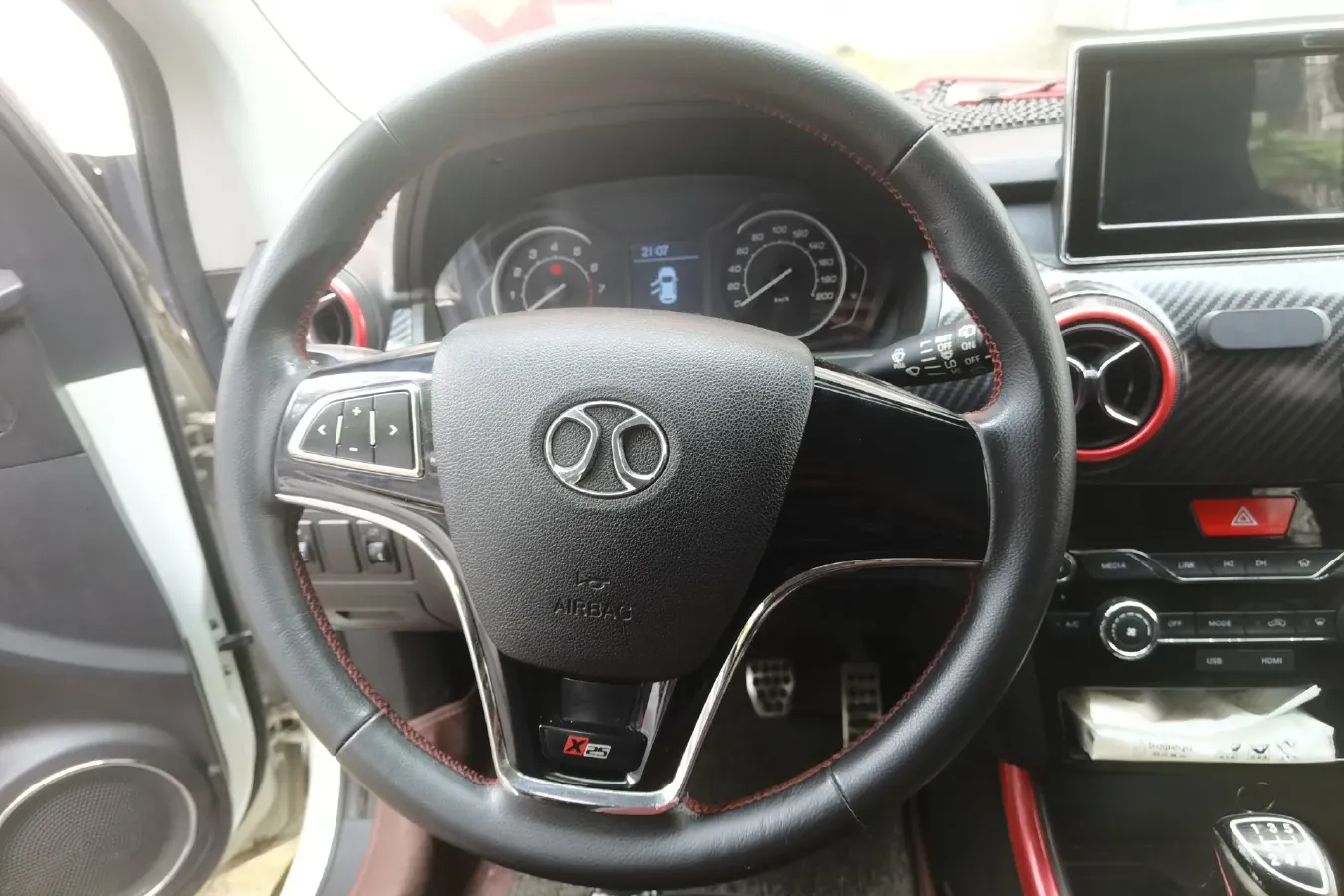 2015 BeiJing Auto Senova X25 1.5L 116HP L4 5MT,autocango,china used car exporter,china ev exporter,chinese used car exporter,chinese used ev exporter